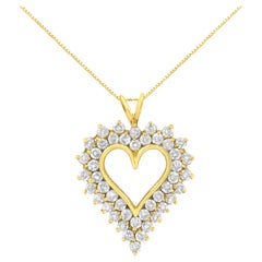 Collar Colgante Corazón Racimo de Diamantes de 4,0 Quilates en Oro Amarillo sobre Plata de 14 Quilates