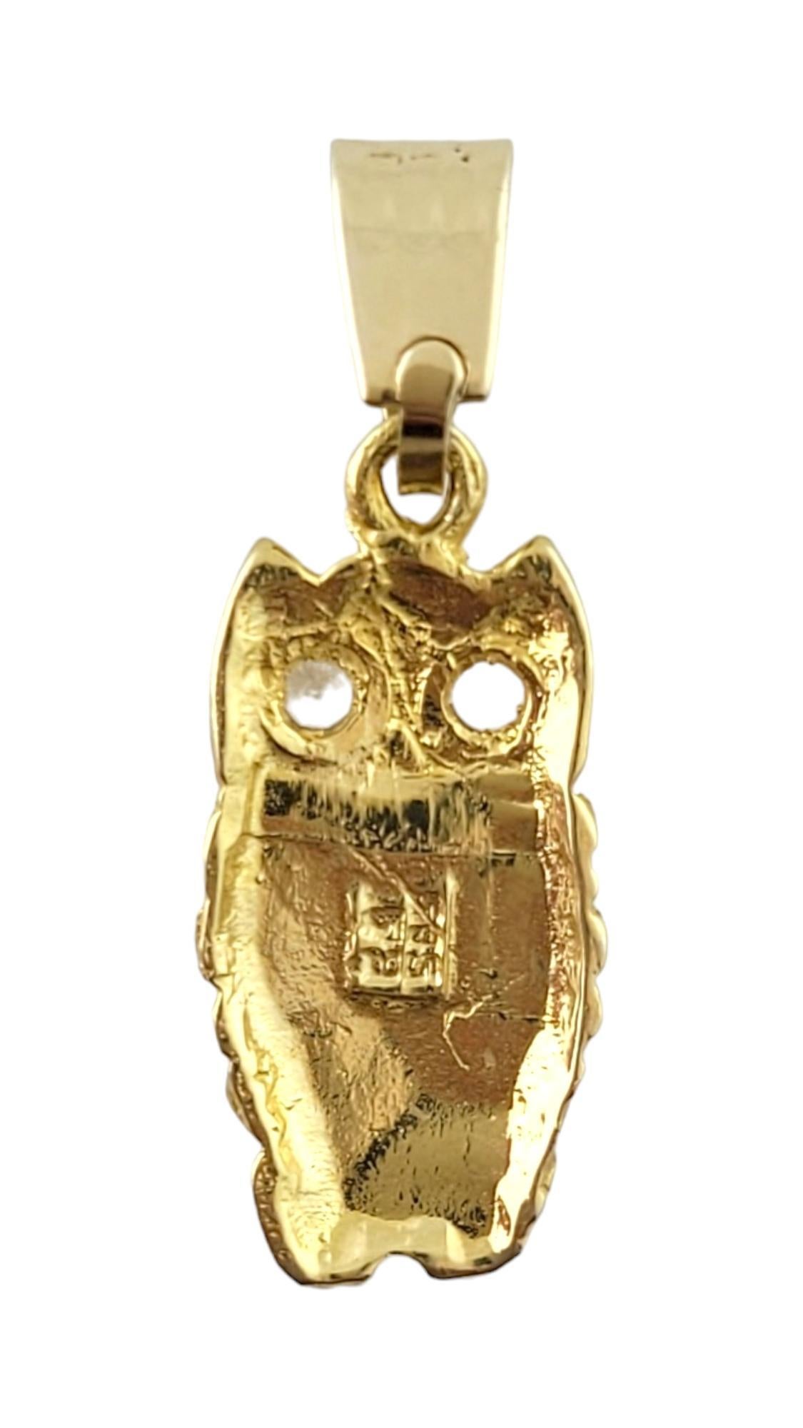 14K Yellow Gold Owl Pendant #17342 In Good Condition For Sale In Washington Depot, CT