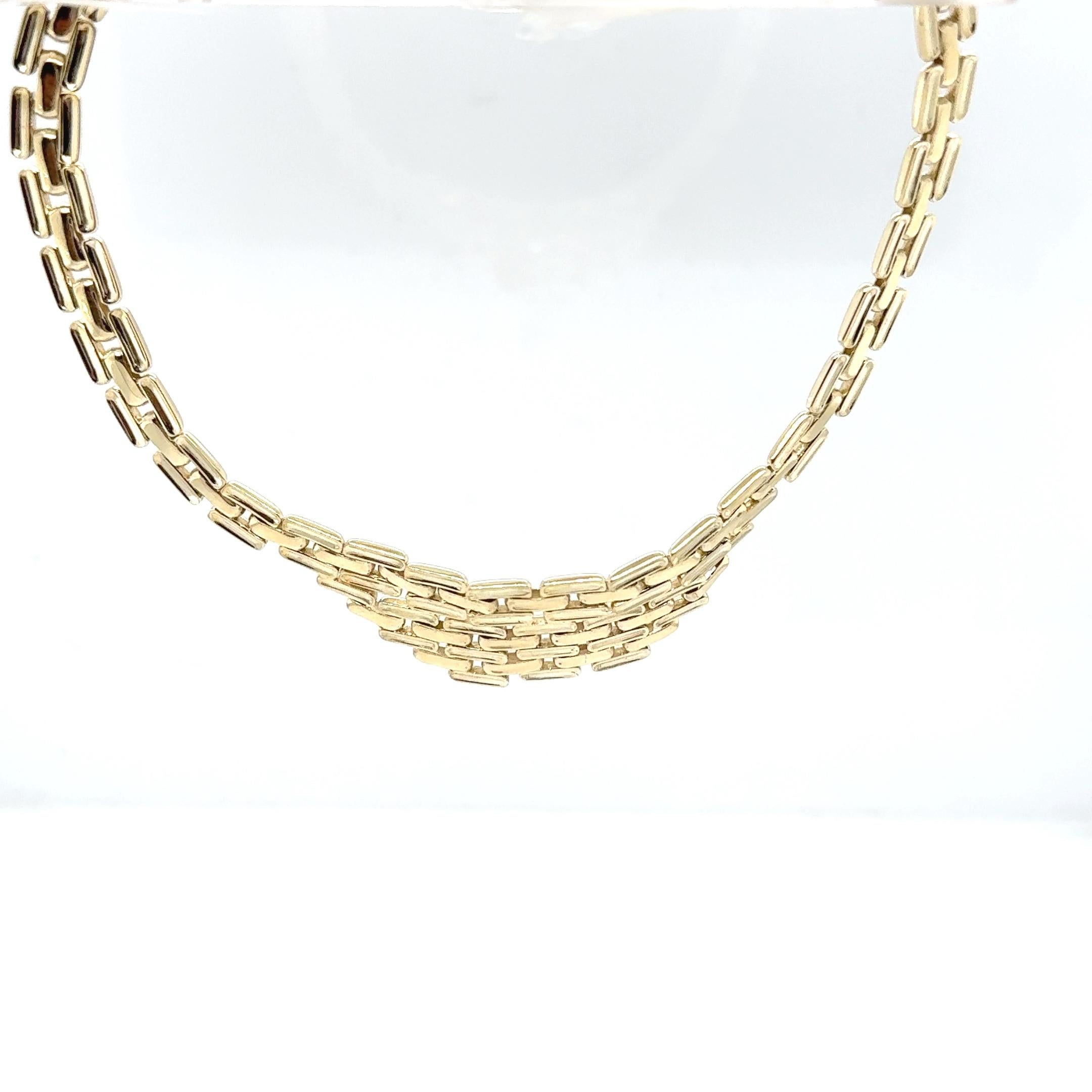 Collier en or jaune 14K en forme de panthère Bon état - En vente à Coral Gables, FL