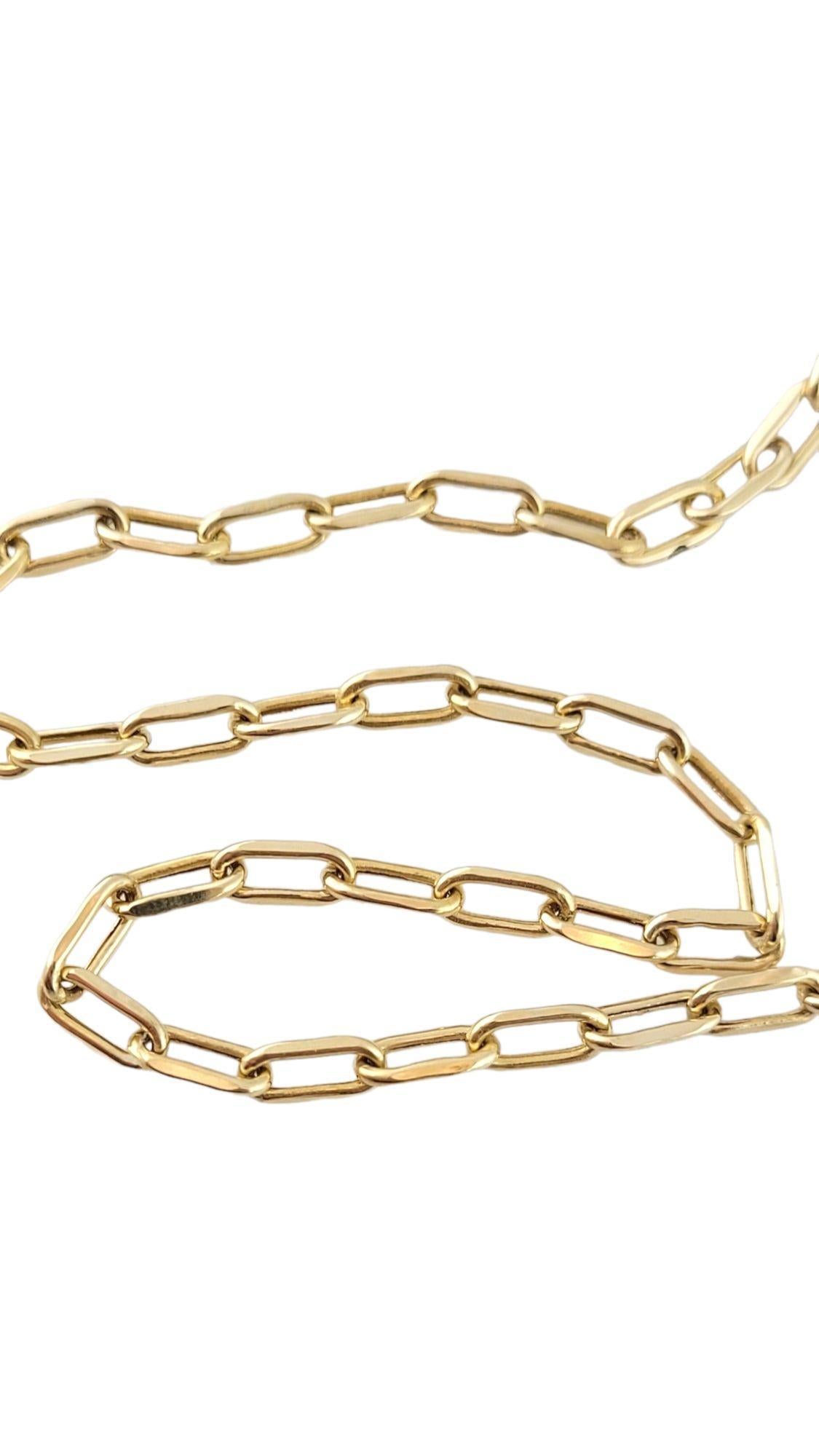 Vintage 14K Yellow Gold Paper Clip Oval Link Chain

Beautiful link chain crafted from 14K yellow gold!

Chain length: 24