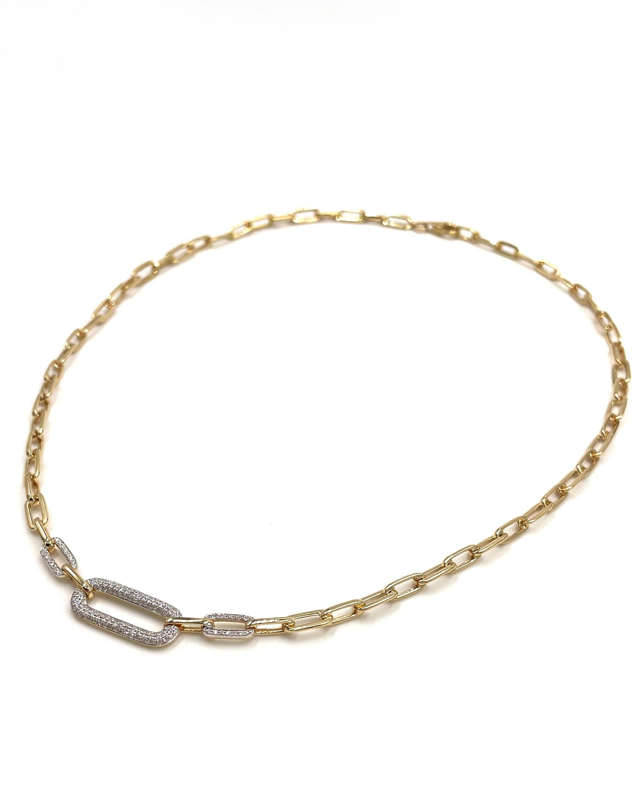 Büroklammer-Halskette aus 14 Karat Gelbgold, besetzt mit runden, gepflasterten Diamanten von insgesamt 0,41 Karat. Die Halskette ist 18 Zoll lang und hat einen Karabinerverschluss.