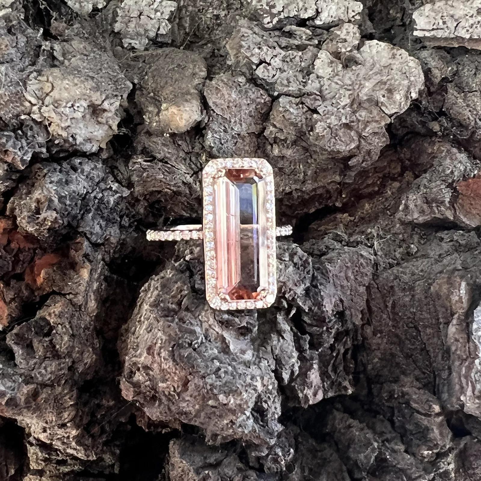 14K Yellow Gold Parti-Colored Natural Pink Tourmaline & Diamond Halo Ring In New Condition For Sale In Carmel By The Sea, CA