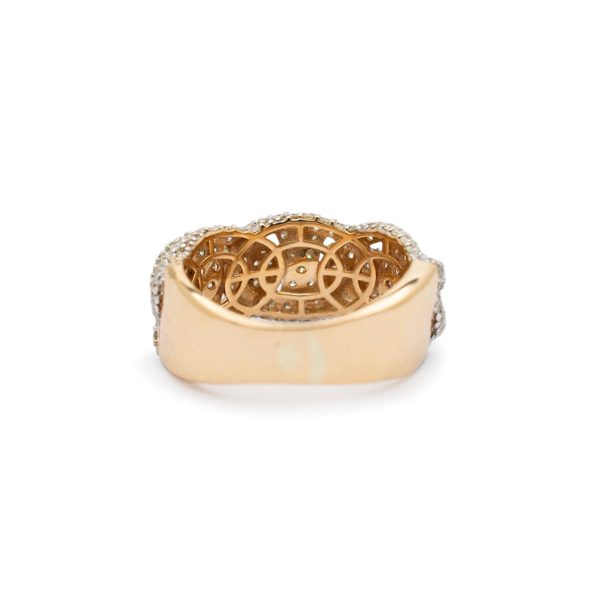 Women's 14K Yellow Gold Pavé Diamond Cuban Link Cocktail Ring For Sale