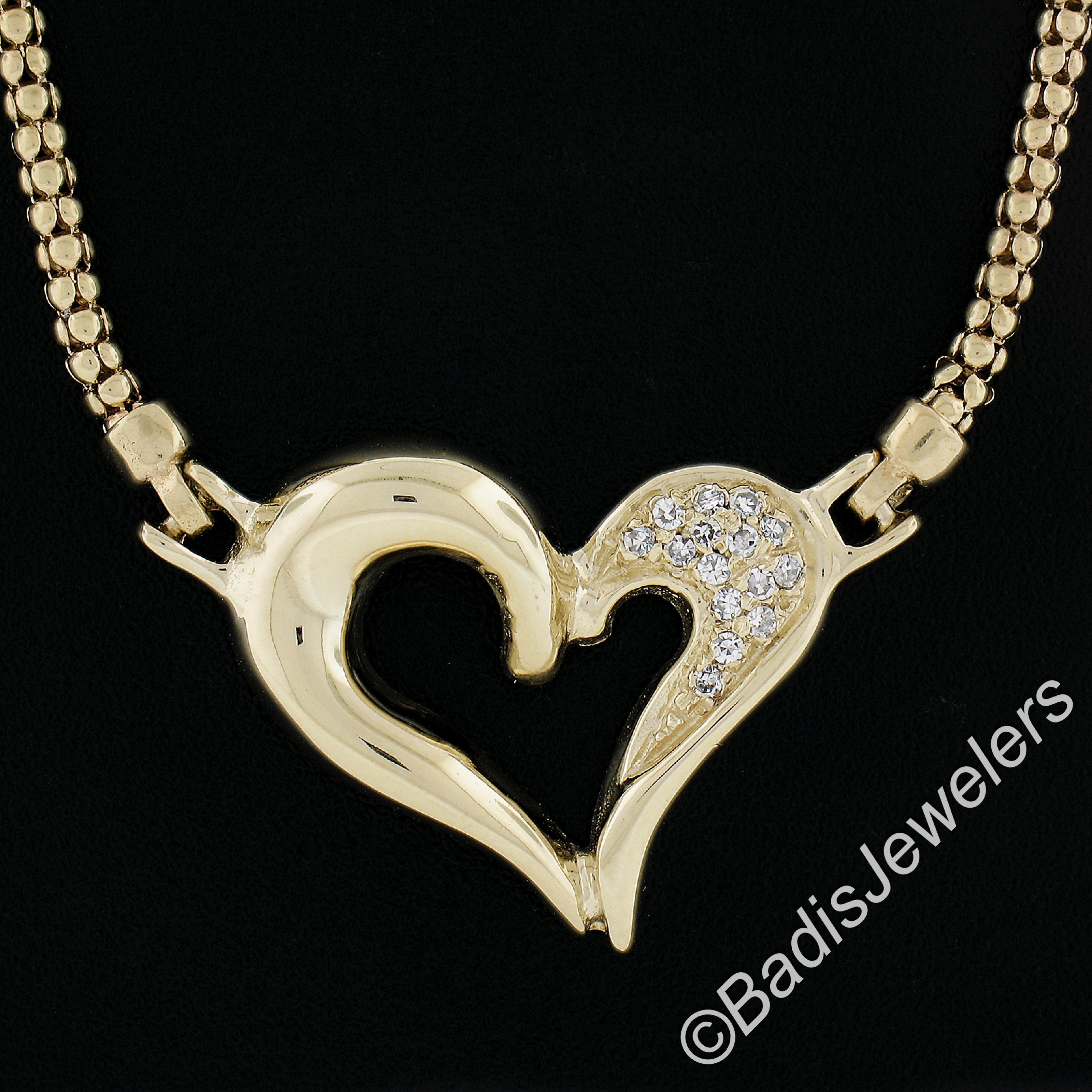 Ciondolo a cuore aperto in oro giallo 14k con pavé di diamanti Collana a catena A Link da 17 pollici In condizioni ottime in vendita a Montclair, NJ