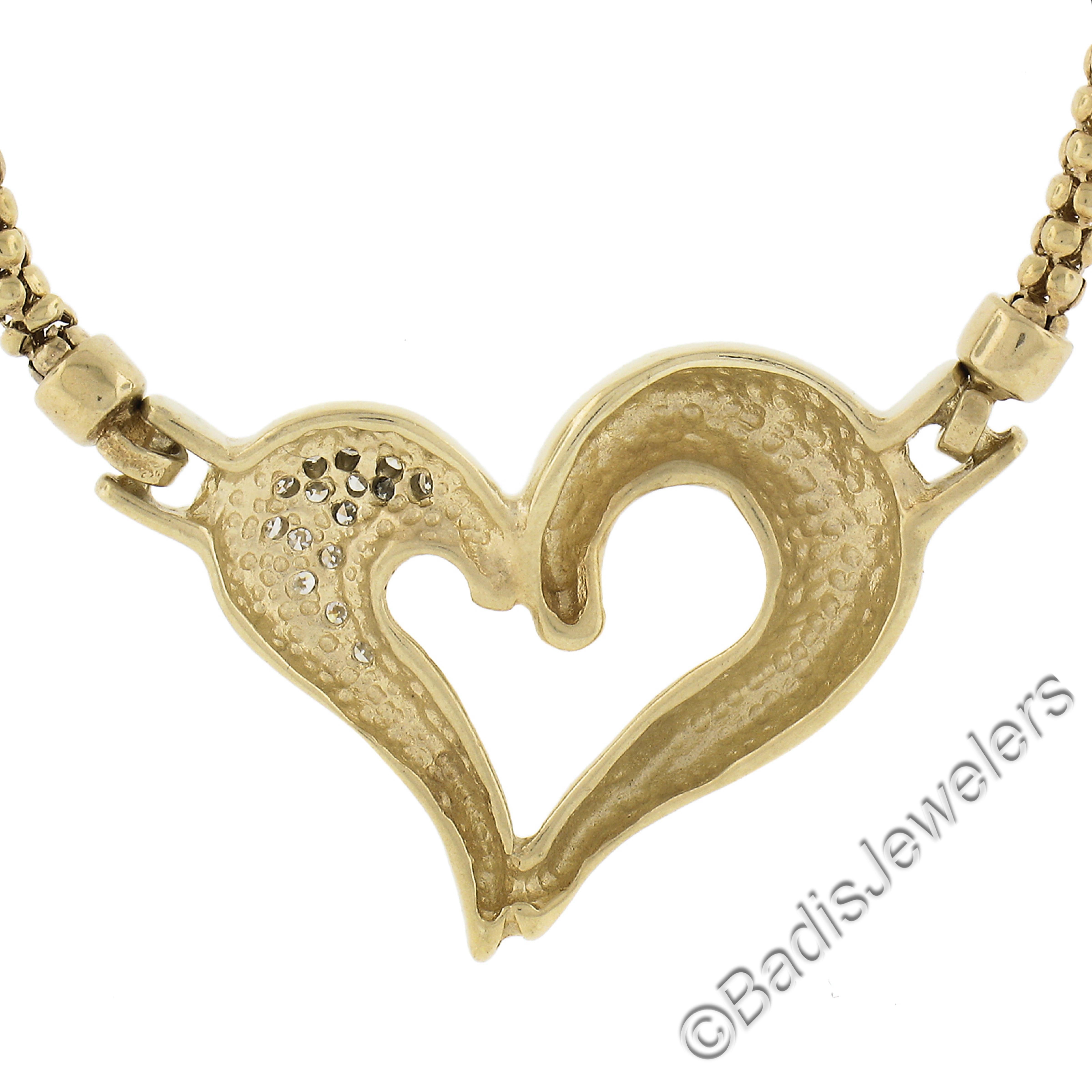 Ciondolo a cuore aperto in oro giallo 14k con pavé di diamanti Collana a catena A Link da 17 pollici in vendita 2