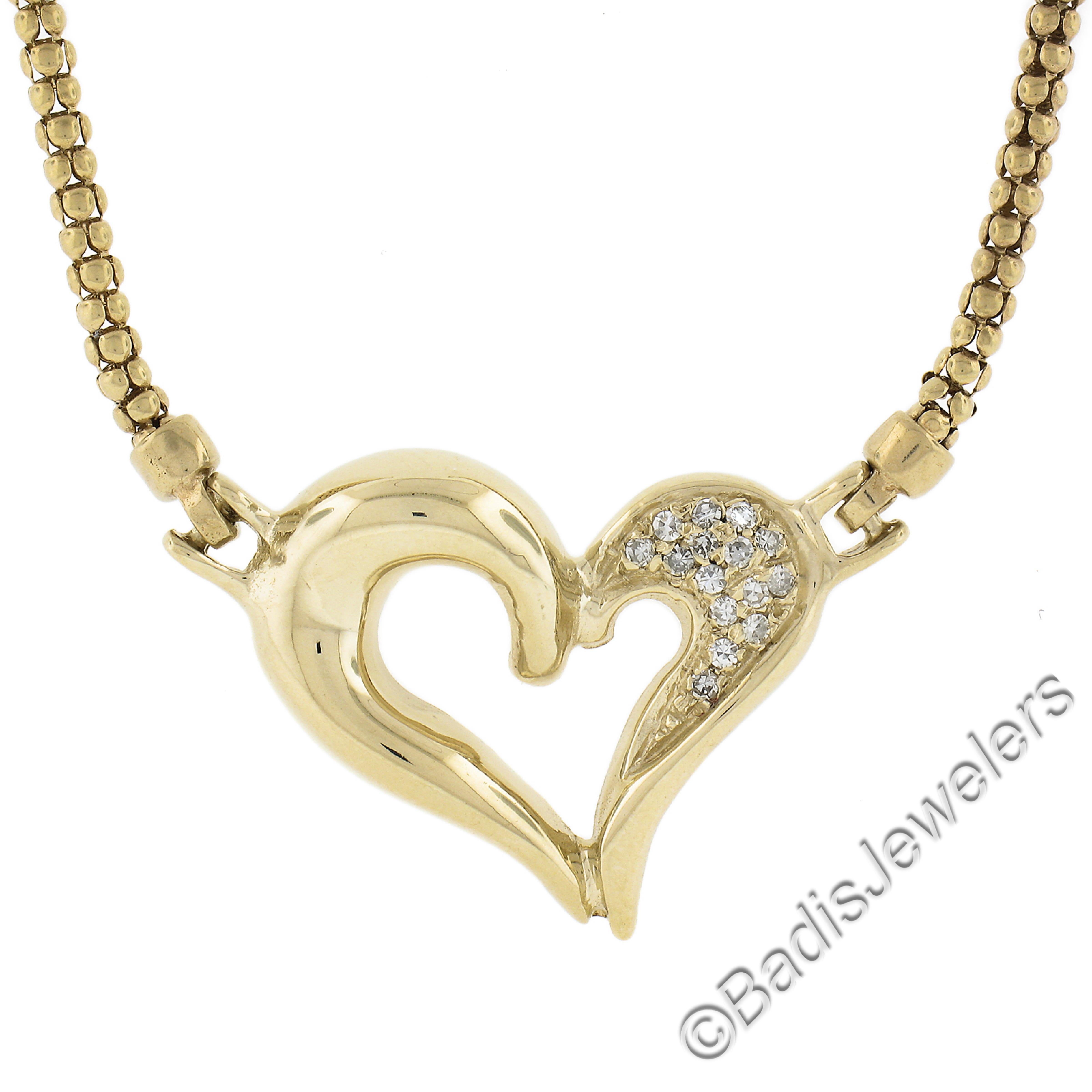 Ciondolo a cuore aperto in oro giallo 14k con pavé di diamanti Collana a catena A Link da 17 pollici in vendita