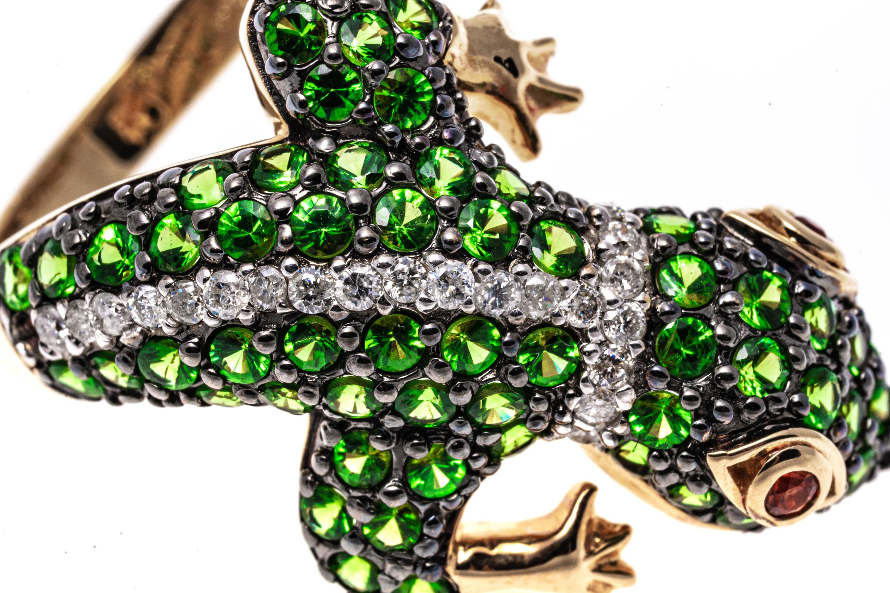 Contemporary 14k Yellow Gold Pave Tsavorite And Diamond Bypass Lizard Ring, Size 7.25 For Sale