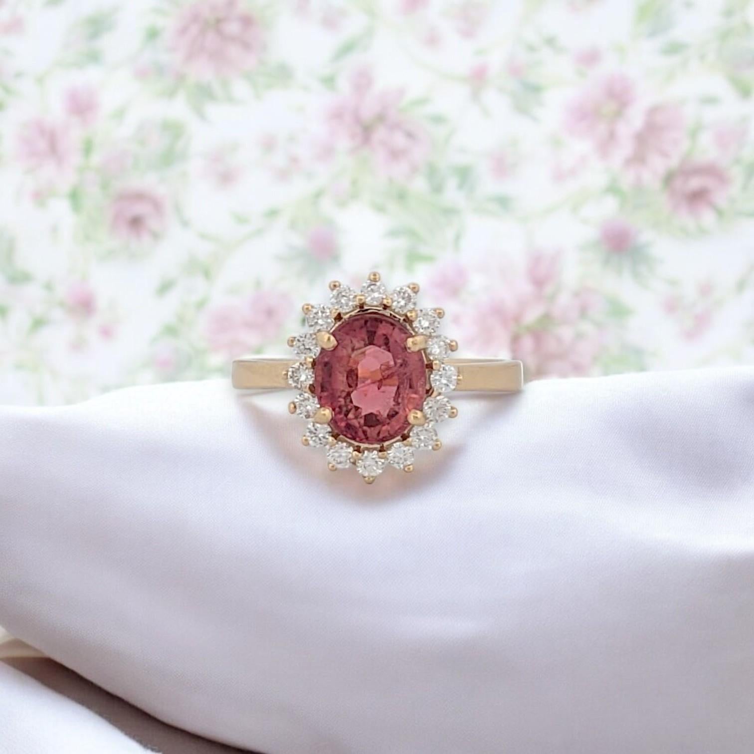 Women's Calista  14K Yellow Gold Peach Tourmaline & Diamond Ring  Elegant Gemstone For Sale