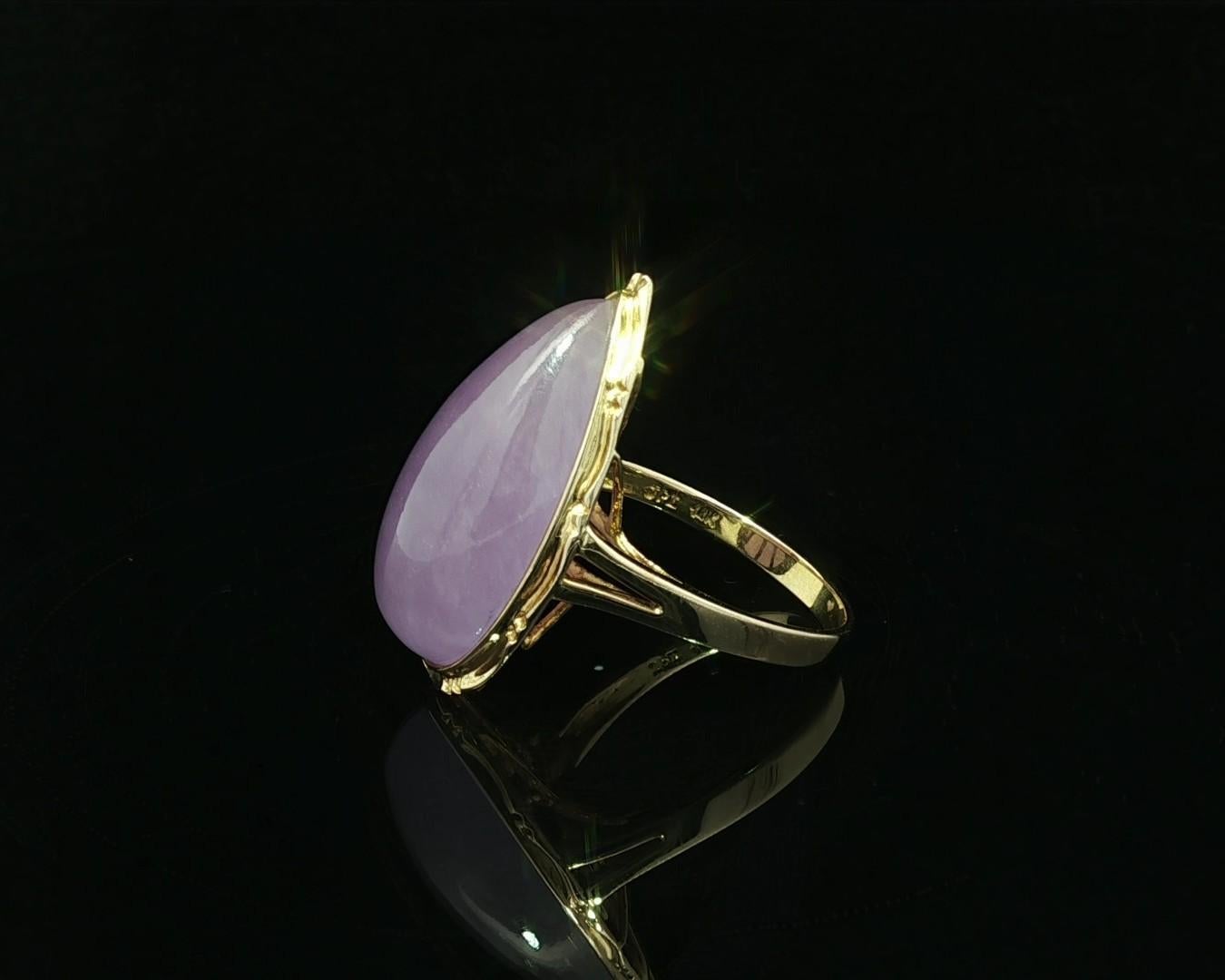 Bague Halo en or jaune 14k Jade Lavande en forme de poire avec cabochon Bambou travaillé en or en vente 3