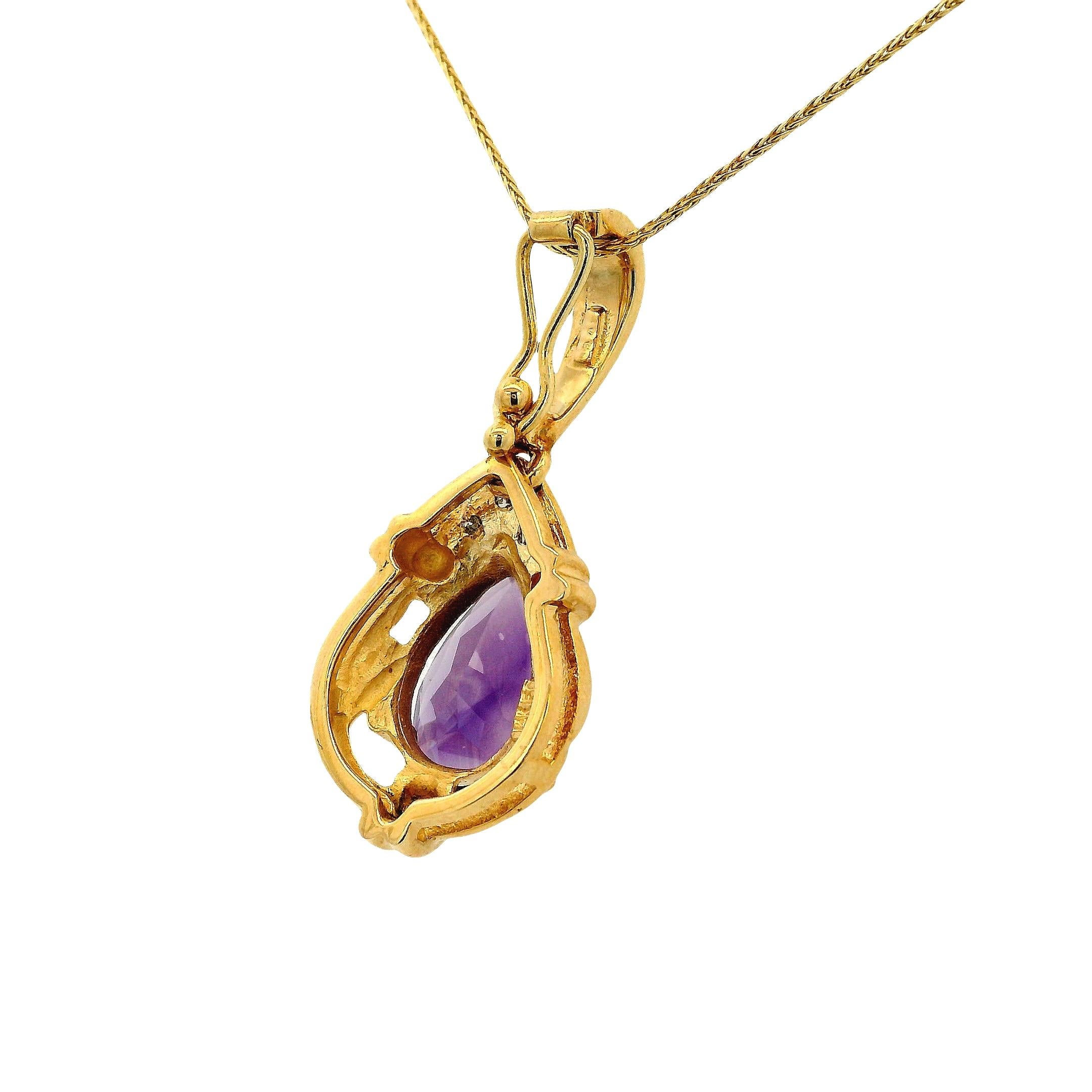14k Yellow Gold Pear Shape Amethyst Pendant Necklace with Round Diamonds en venta 5