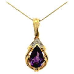 14k Yellow Gold Pear Shape Amethyst Pendant Necklace with Round Diamonds
