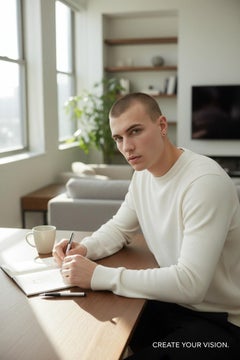 Mini-boucles d'oreilles en or jaune 14K avec rubis en forme de poire 0.42 ctw 2ème ou 3ème trou