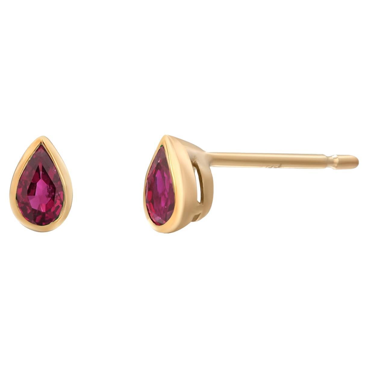 Mini-boucles d
oreilles en or jaune 14K avec rubis en forme de poire 0.42 ctw 2ème ou 3ème trou