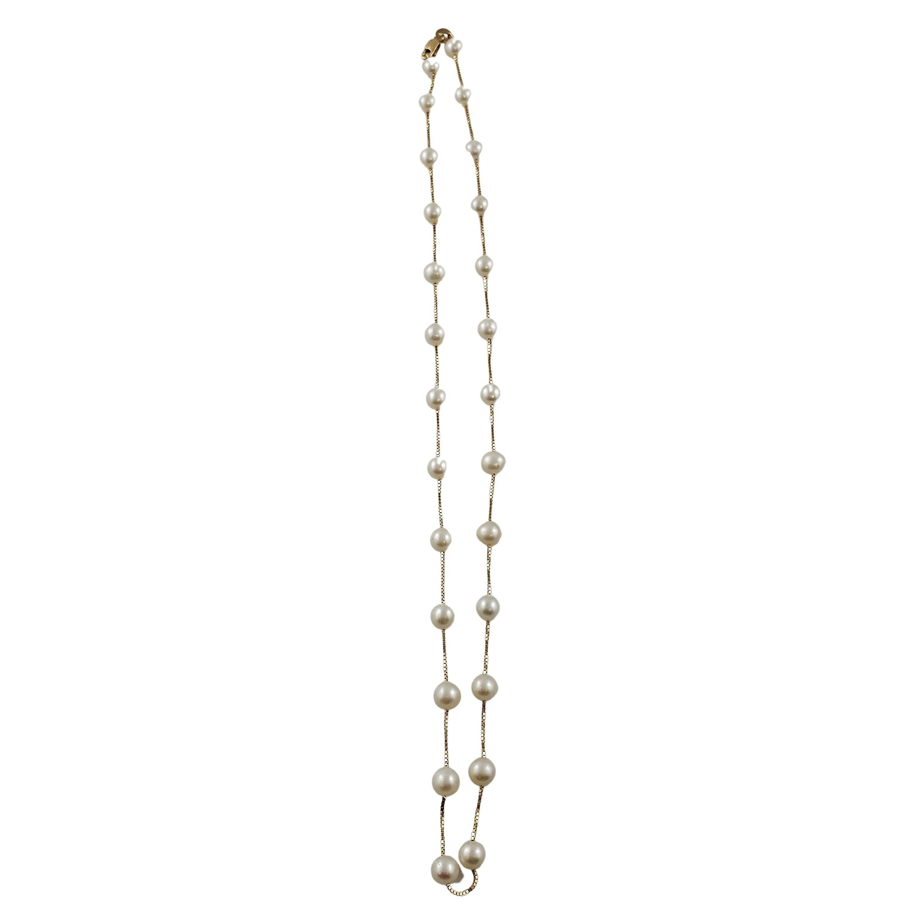14K Yellow Gold Pearl and Chain Necklace

Beautiful necklace with 26 pearls separated by 13mm of 14k yellow gold chain in-between.

Chain length: 15 inch

Weight: 9.0 gr / 5.7 dwt

26 Pearls

Hallmark: 14K Italy tecrugold

Will be wrapped securely