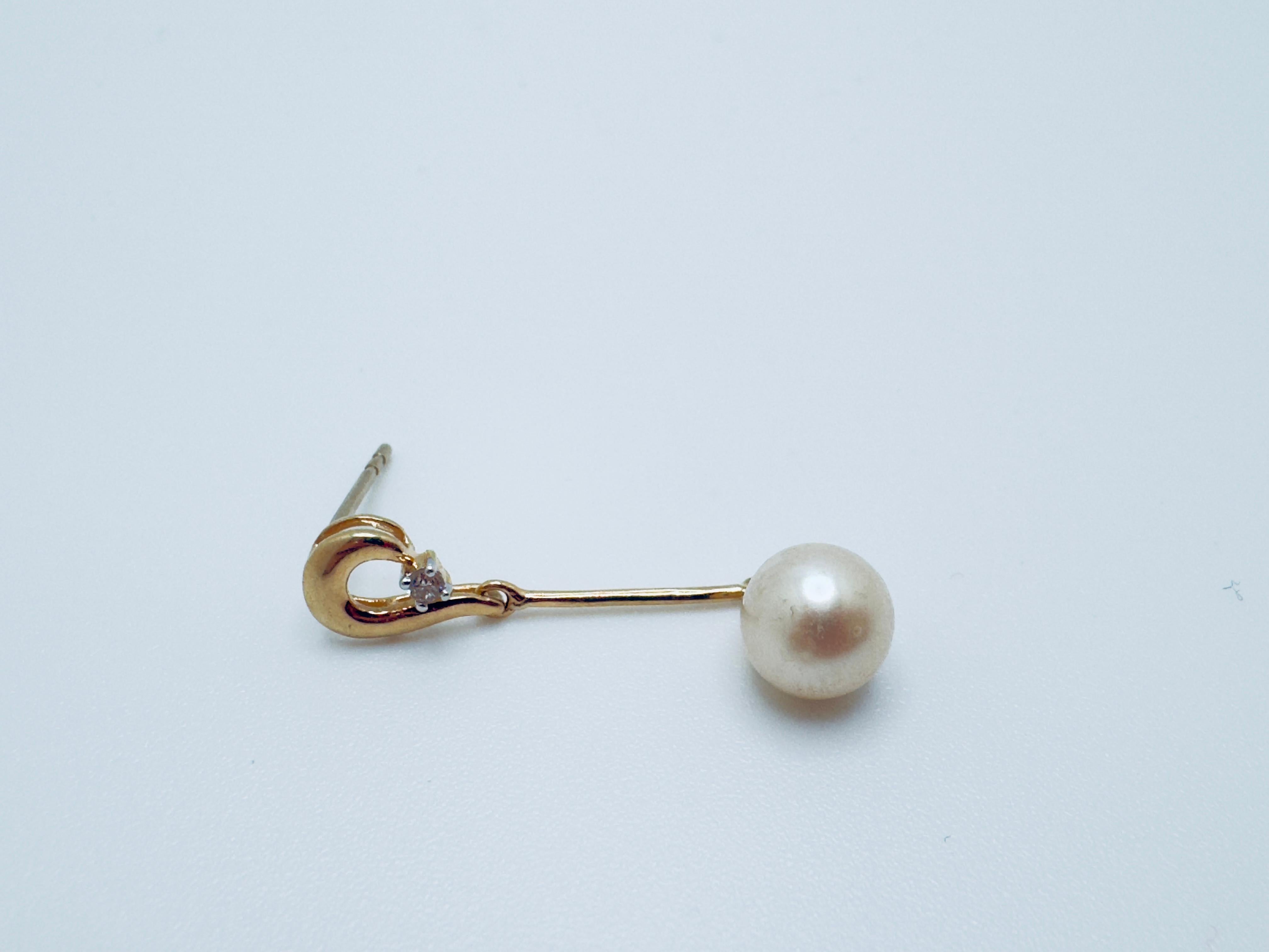 Art déco 14K Yellow Gold Pearl and Diamond Dangle Earrings en vente