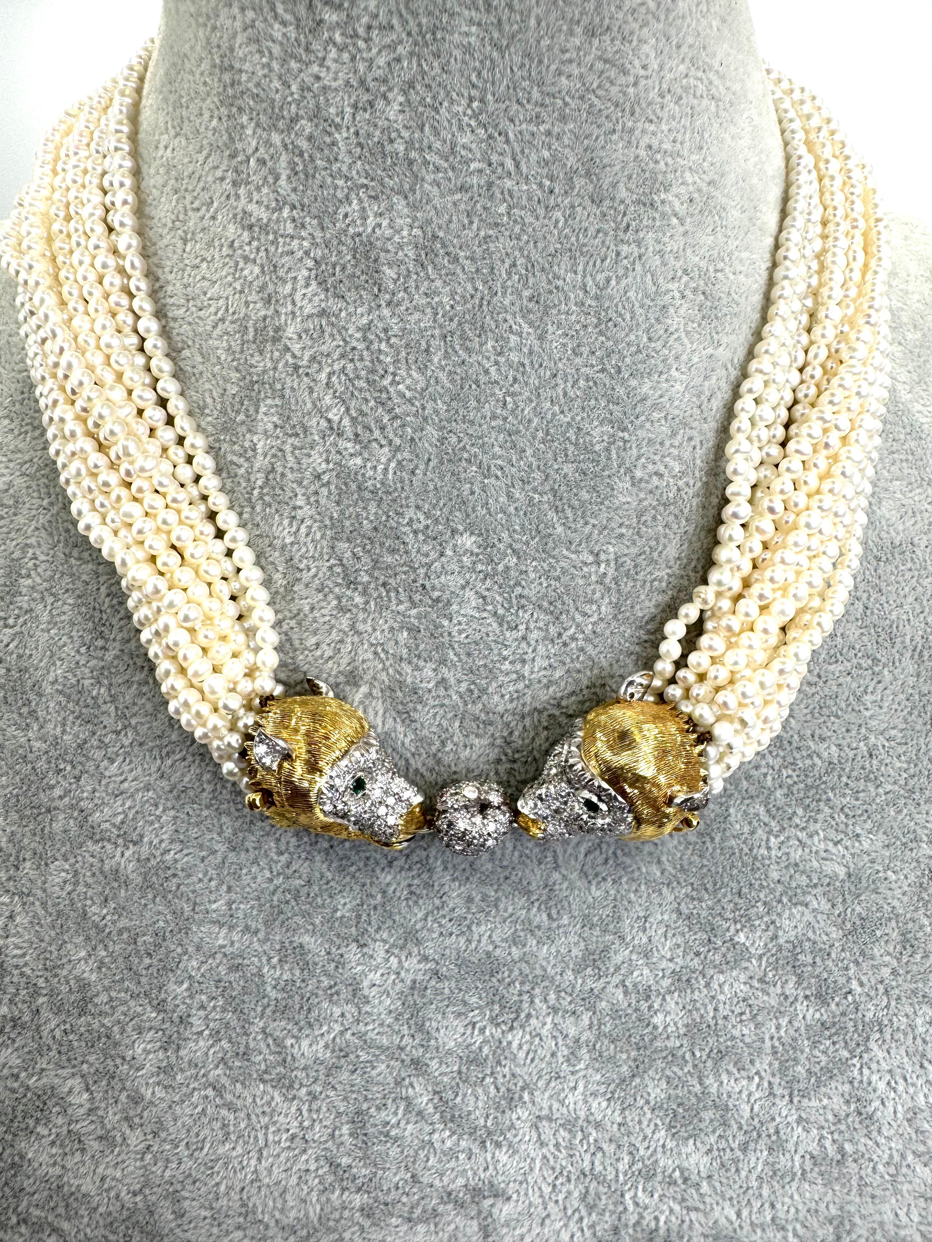 14K Yellow Gold Pearl and Diamond Necklace In Excellent Condition For Sale In Great Neck Plaza, NY