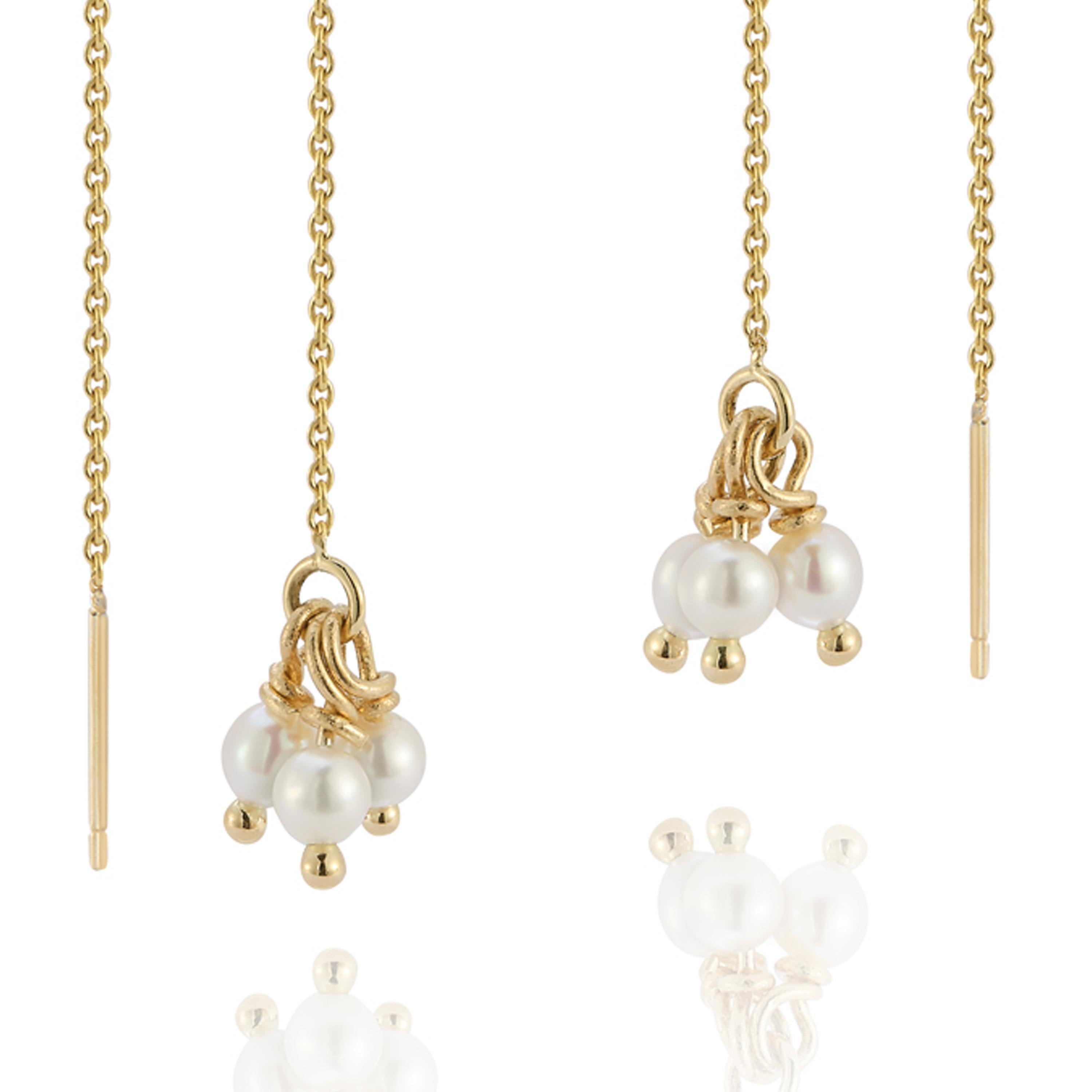 Contemporain Boucles d'oreilles en or jaune 14 carats avec perles en forme de grappe Hi June Parker en vente