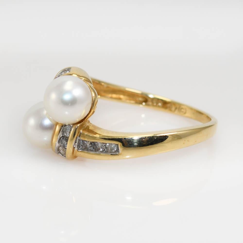 14k Yellow Gold Pearl & Diamond Ring 3.3gr For Sale 1
