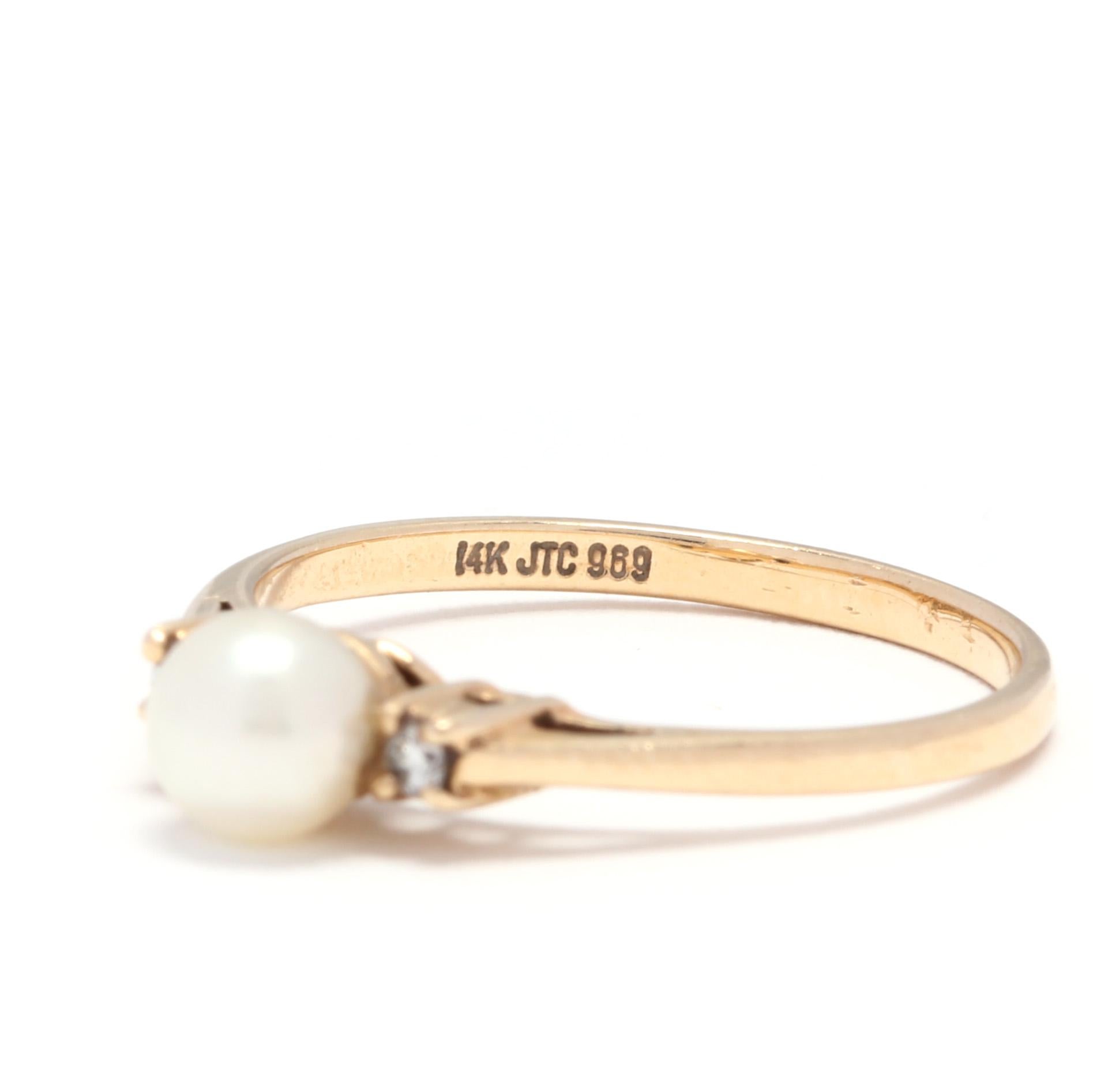 14 Karat Yellow Gold, Pearl and Diamond Three-Stone Ring, June Birthstone In Good Condition In McLeansville, NC