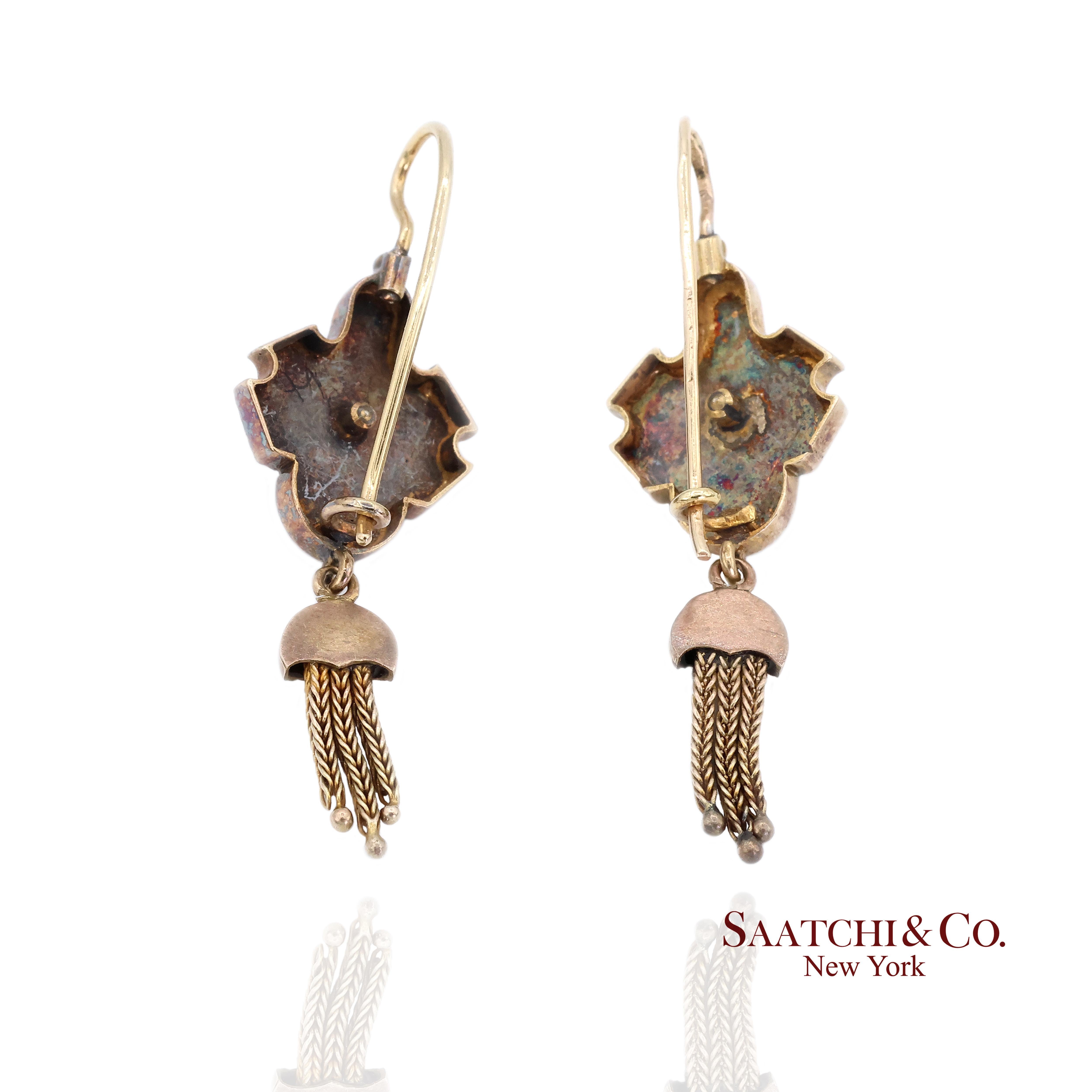 Contemporary 14K Yellow Gold Pearl Enamel Dangling Earring For Sale