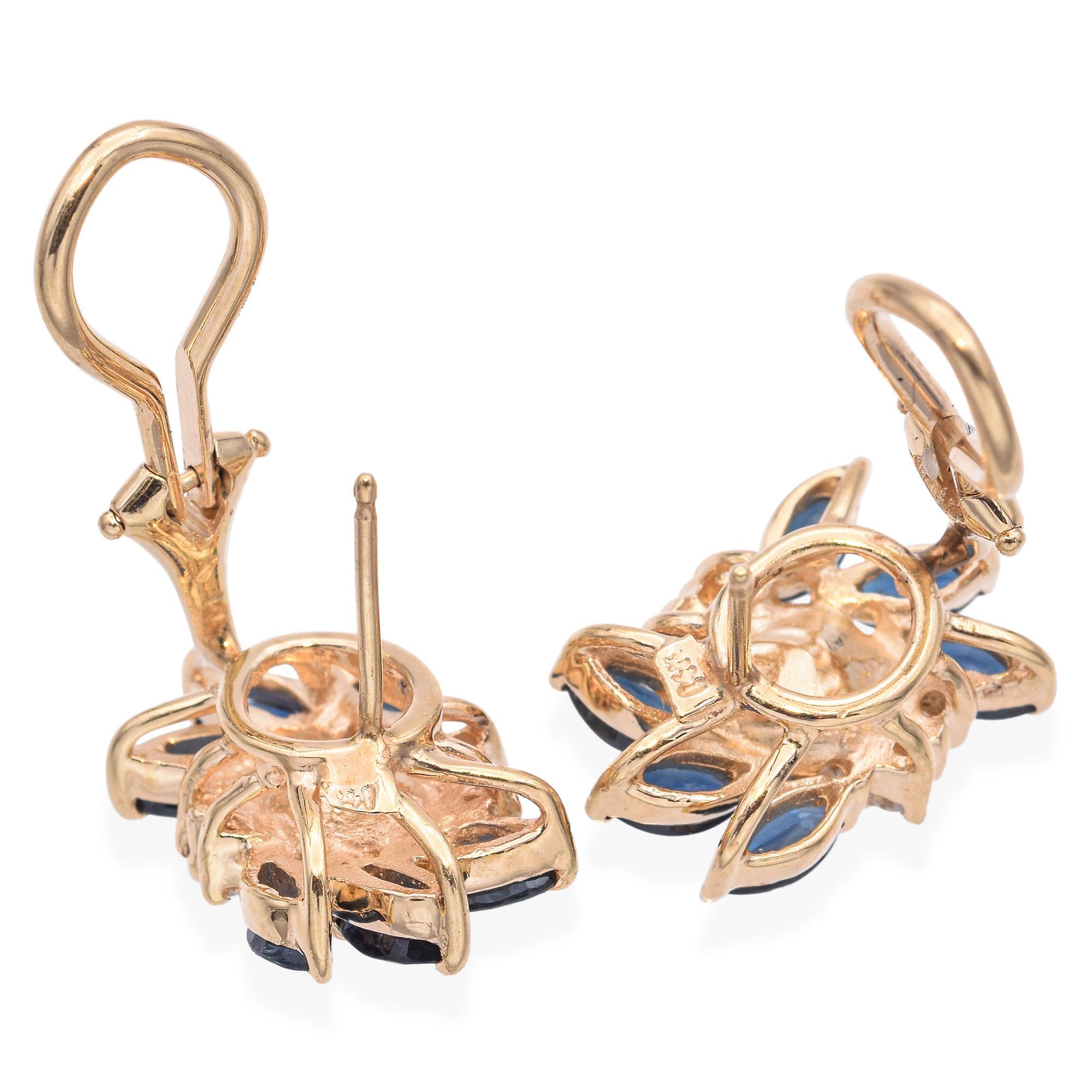 Boucles d'oreilles Omega en or jaune 14k avec perles, saphirs et diamants Pour femmes en vente