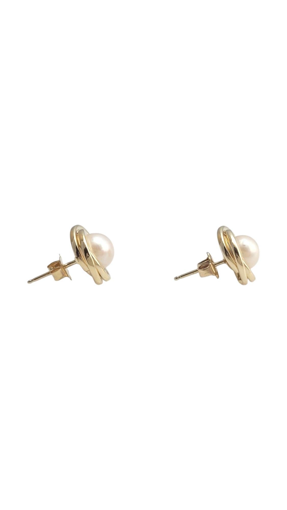 14K Yellow Gold Pearl Stud Button Earrings #21090 In Good Condition For Sale In Washington Depot, CT