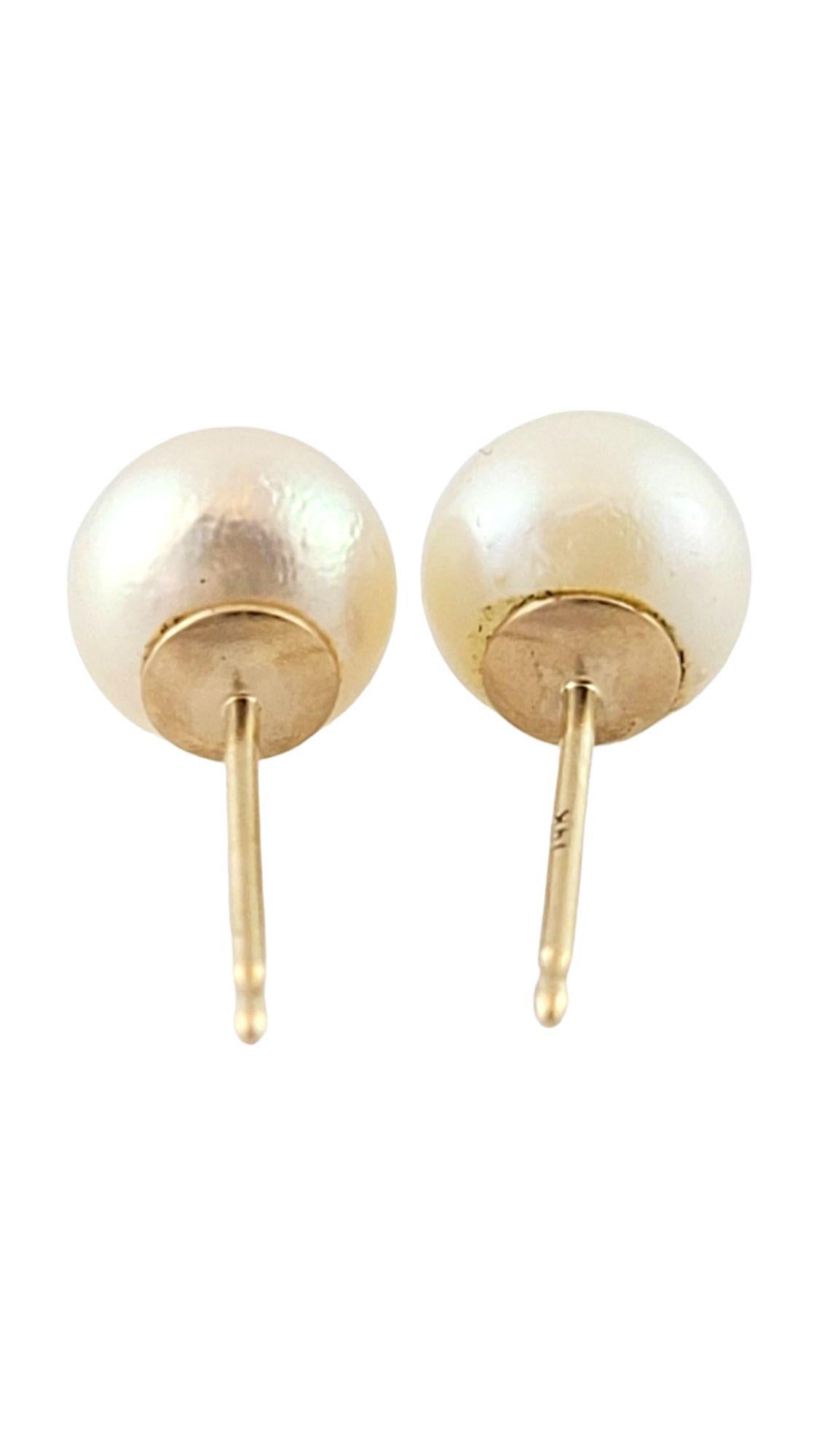 Round Cut 14K Yellow Gold Pearl Stud Earrings #14440 For Sale