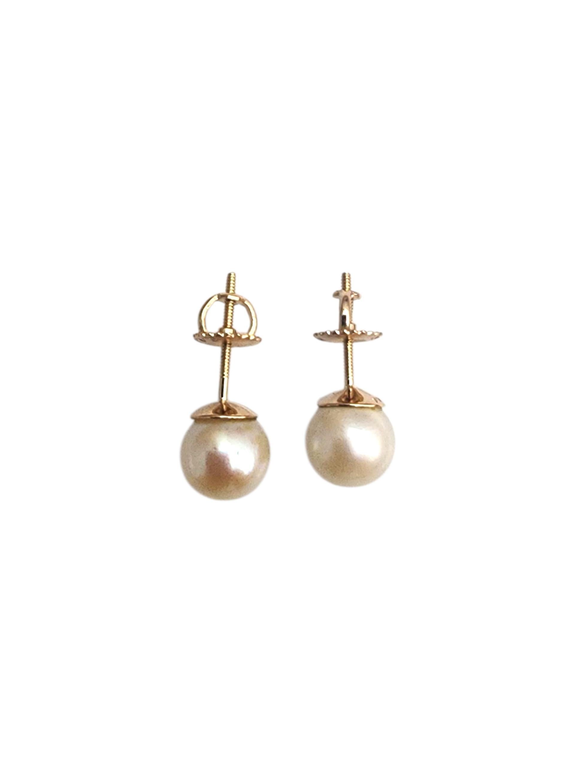 14K Yellow Gold Pearl Stud Earrings/Screw Backs #22889 In Good Condition For Sale In Washington Depot, CT