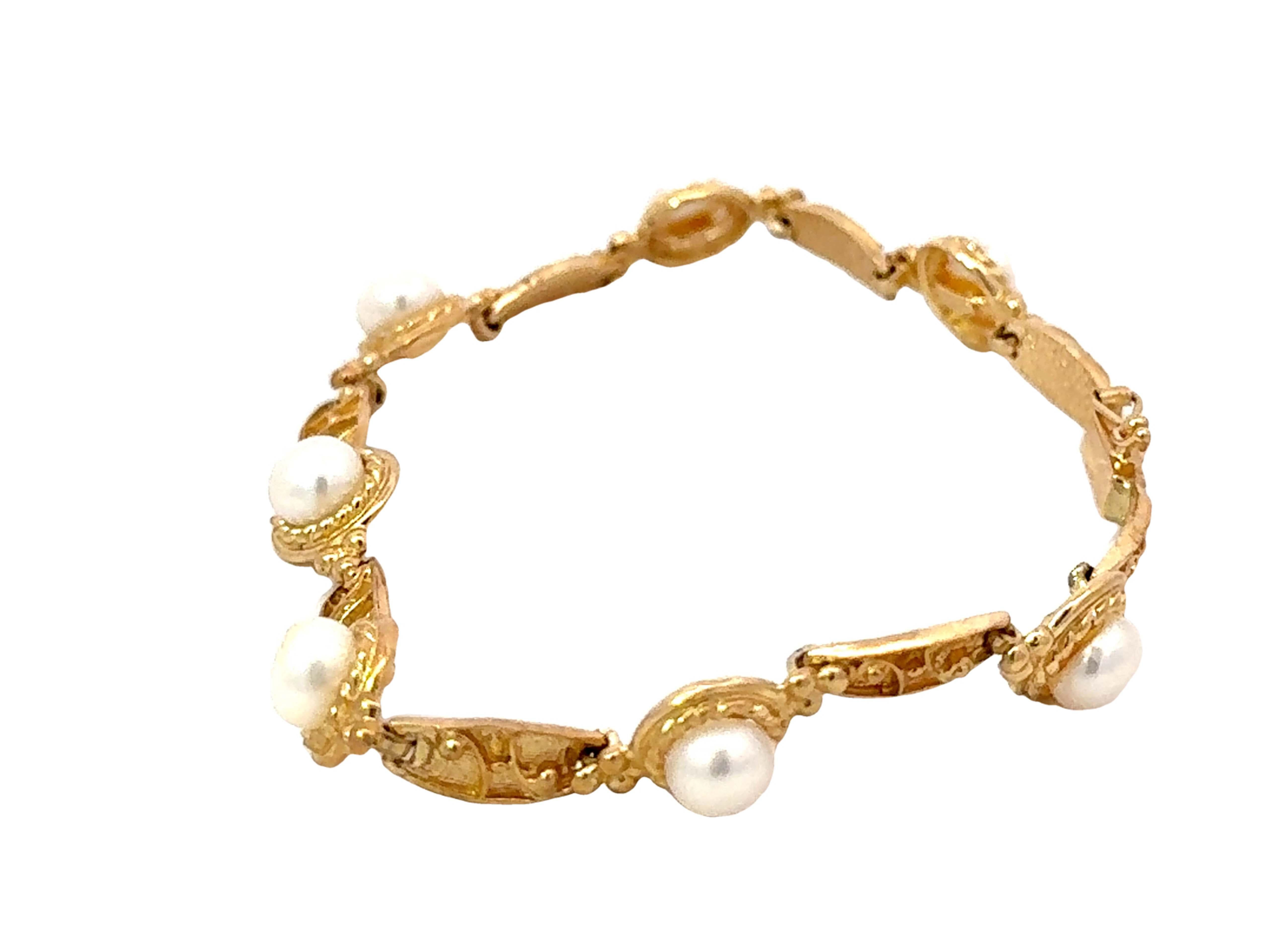 Round Cut 14k Yellow Gold Pearl Tennis Bracelet For Sale