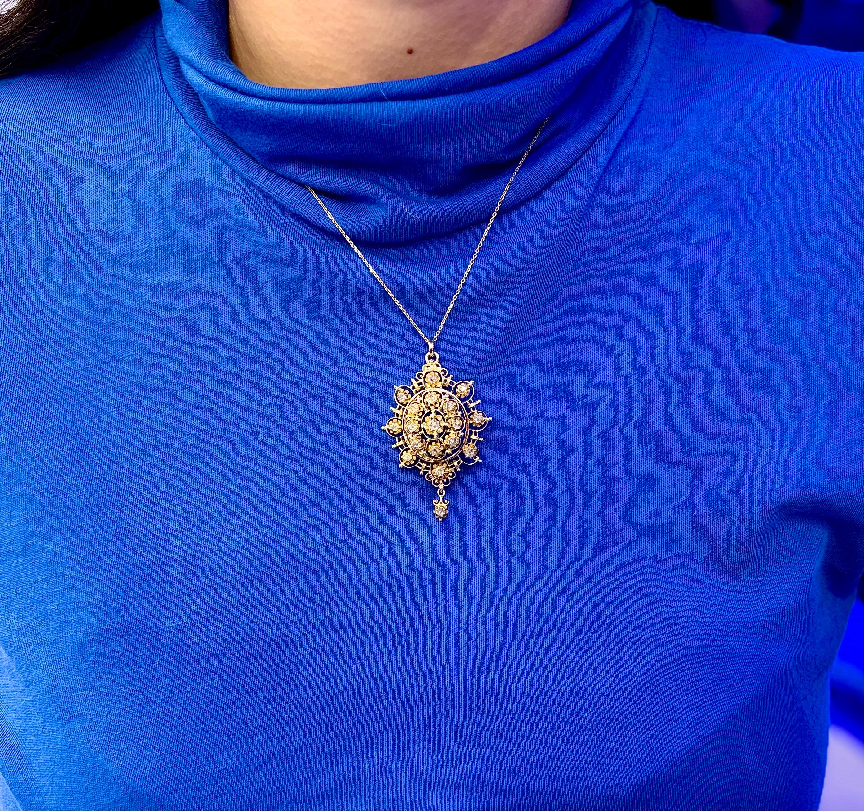14k Yellow Gold Pendant with Natural Rose Mixed Cut Diamond Necklace For Sale 6