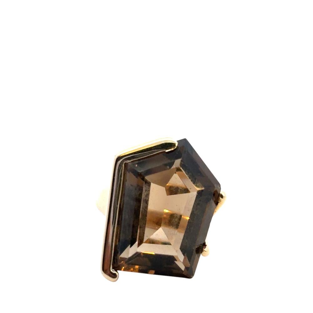 Pentagon-förmiger Vintage-Edelsteinring aus 14 Karat Gelbgold mit Rauchquarz (Moderne) im Angebot