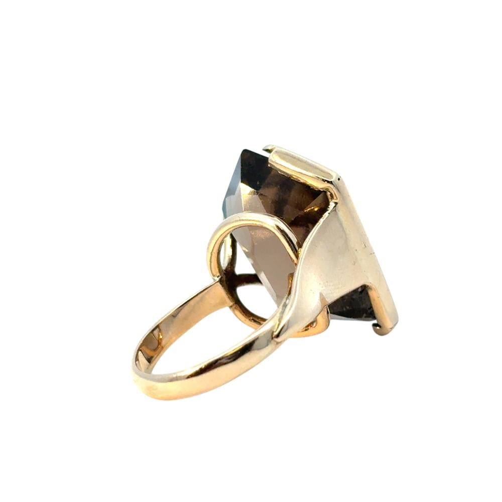 Pentagon-förmiger Vintage-Edelsteinring aus 14 Karat Gelbgold mit Rauchquarz im Zustand „Hervorragend“ im Angebot in Boca Raton, FL