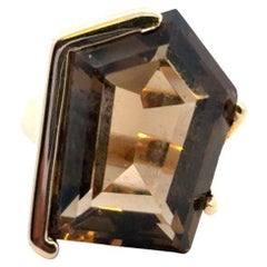 Vintage 14k Yellow Gold Pentagon Shaped Smoky Quartz Gemstone Ring
