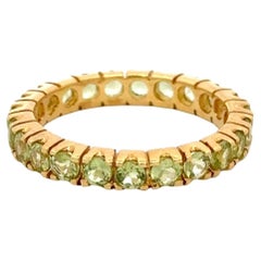 14K Yellow Gold Peridot Eternity Band Ring, 1.25 Carats