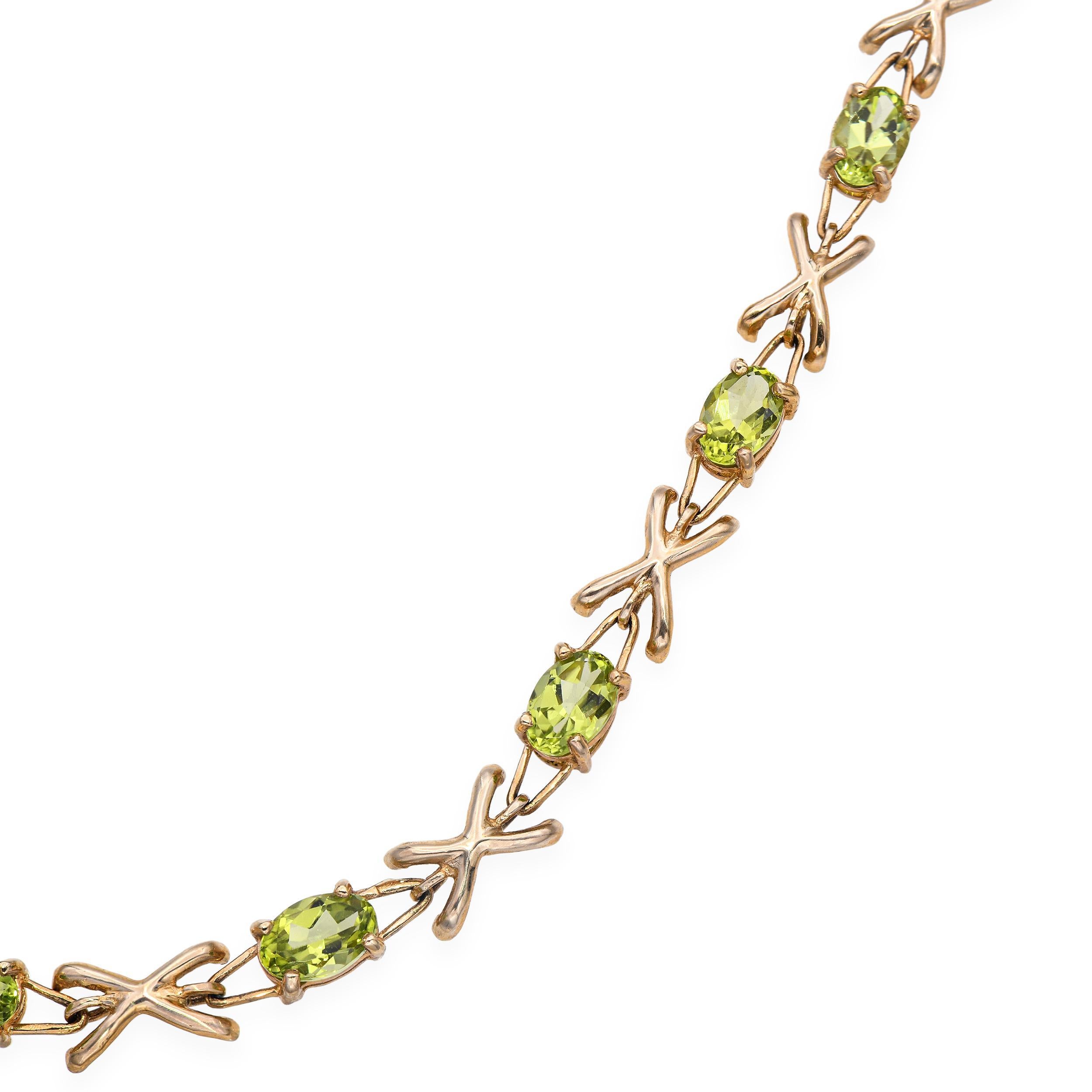 Bracelet de tennis en or jaune 14k à péridot en vente 1