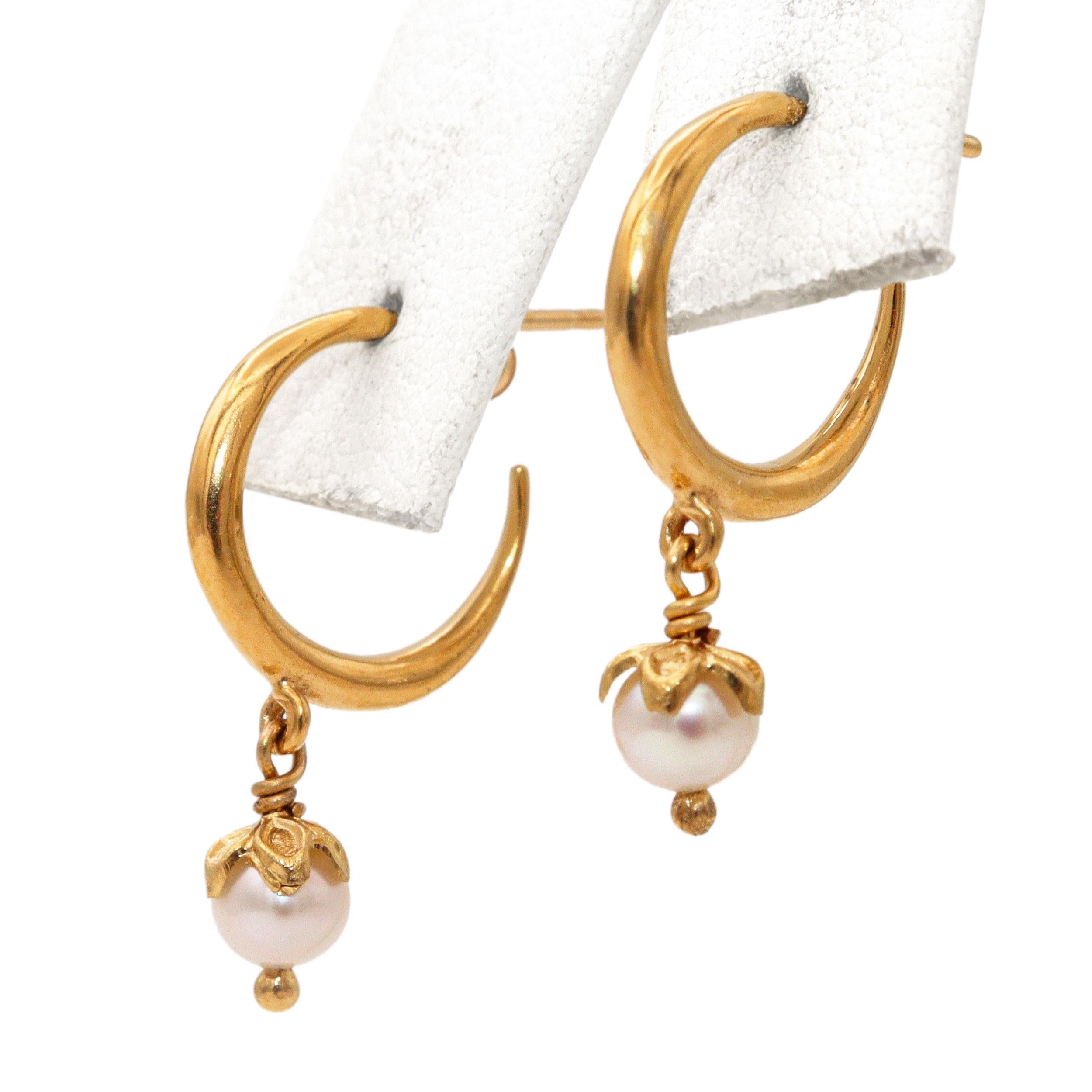 Collana e orecchini in oro giallo 14k con perle a forma di petalo in vendita 1