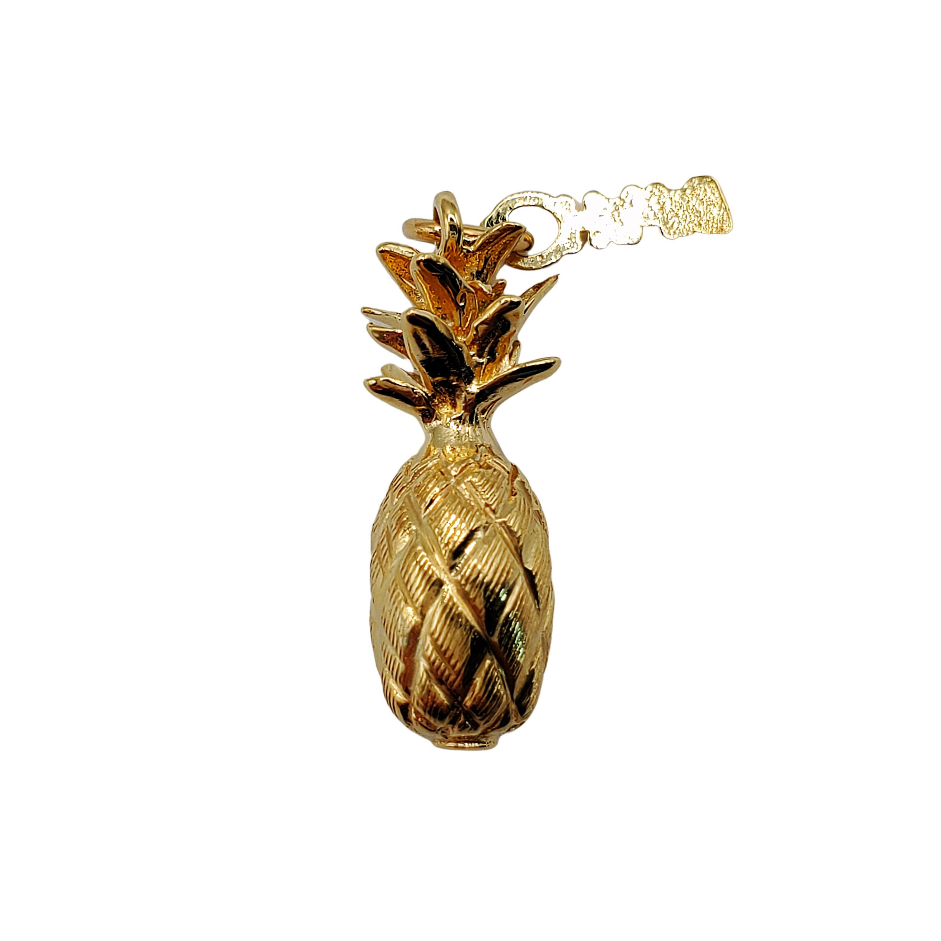 14K Yellow Gold Pineapple Charm

Beautiful 3D 14K yellow gold pineapple charm with wonderful life like detail and also hanging from the charm is a Hawaii tag.
Gorgeous gift for your trip to Hawaii!

Size: 21mm X 8mm

Weight: 3.3 gr / 2.1