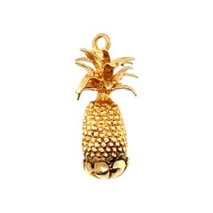 14k Yellow Gold Pineapple Charm