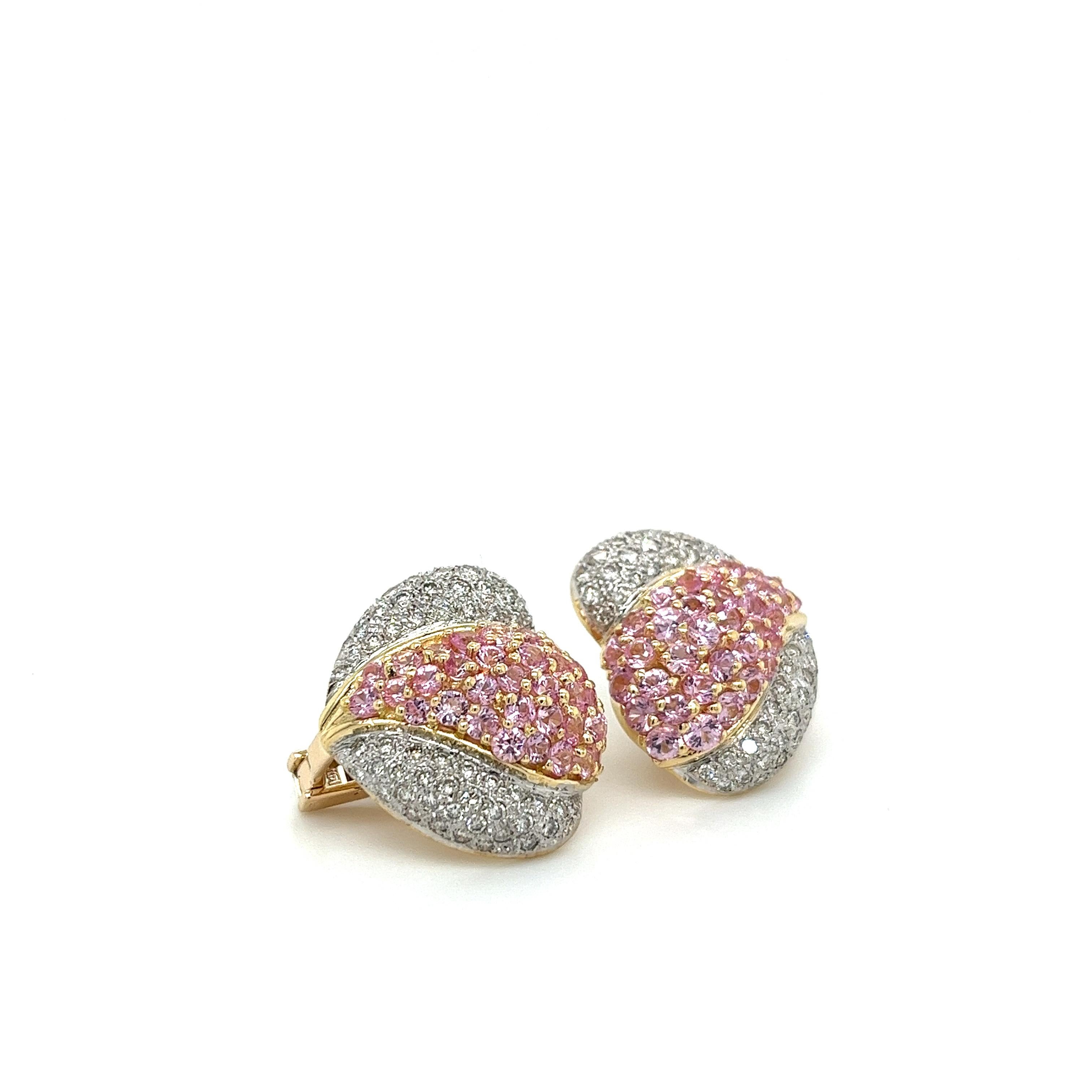 Moderne Clips d'oreilles en or jaune 14 carats avec saphirs roses et diamants en forme de cœur en vente