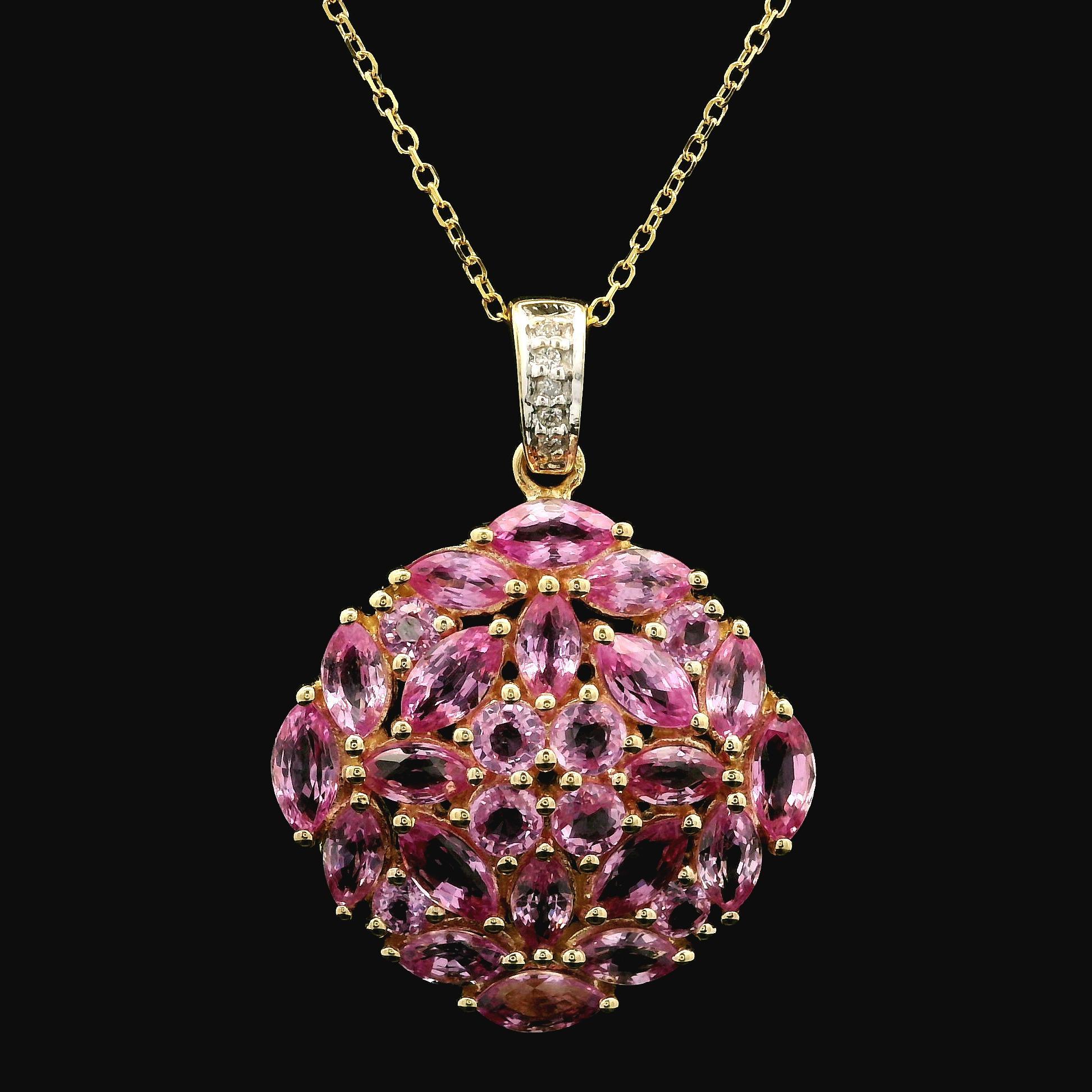 Pendentif de style mosaïque en or jaune 14 carats, saphir rose et diamants sur maillon de câble de 18 pouces en vente 2