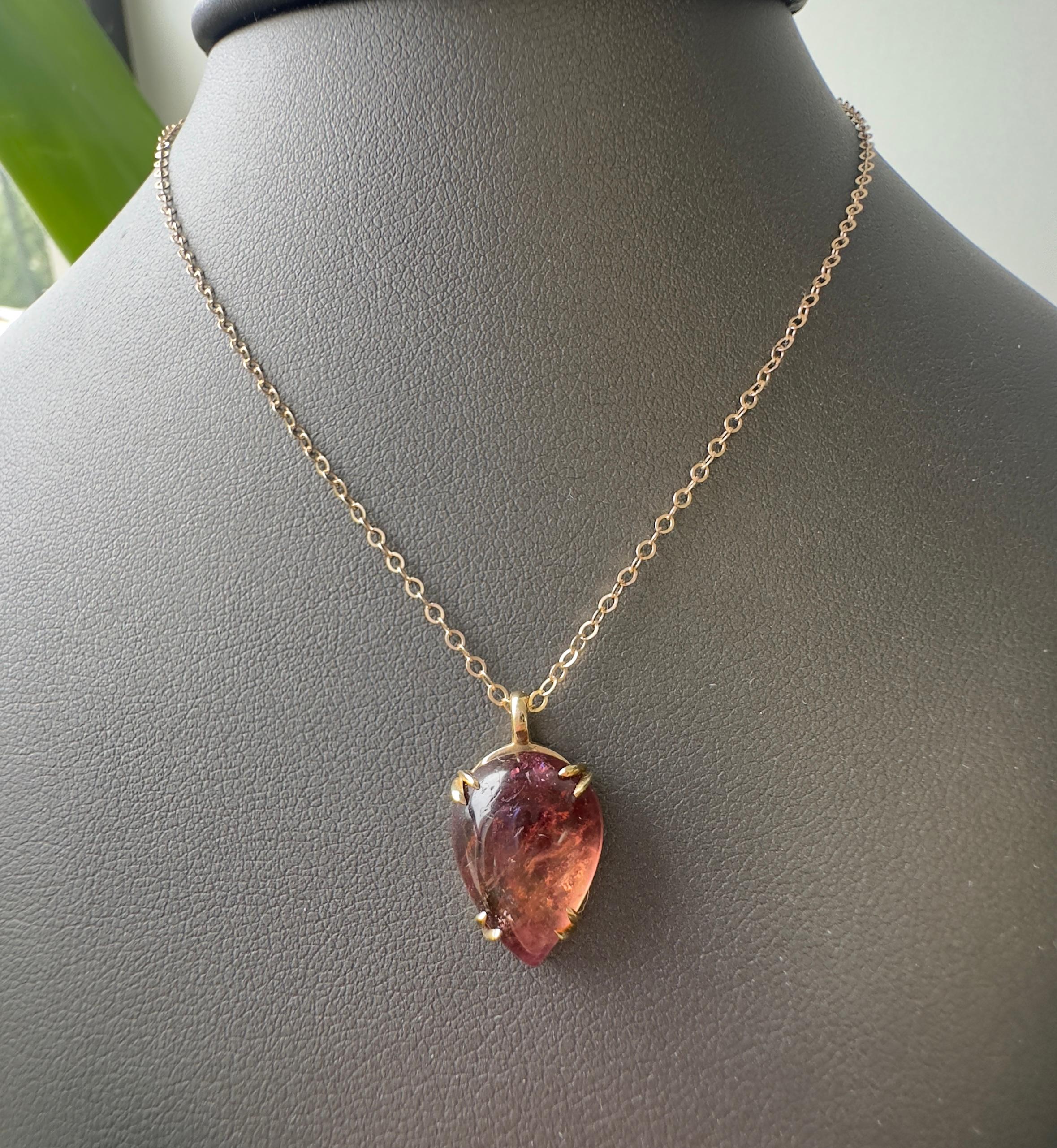 14k Yellow Gold Pink Tourmaline Pendant Necklace in vendita 2