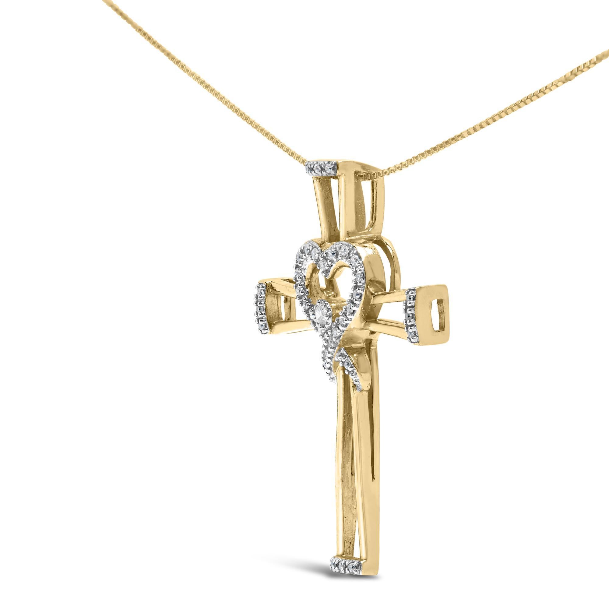 Moderno Collana con cuore in argento 925 placcato oro giallo 14K con 1/6 ctw di diamante in vendita