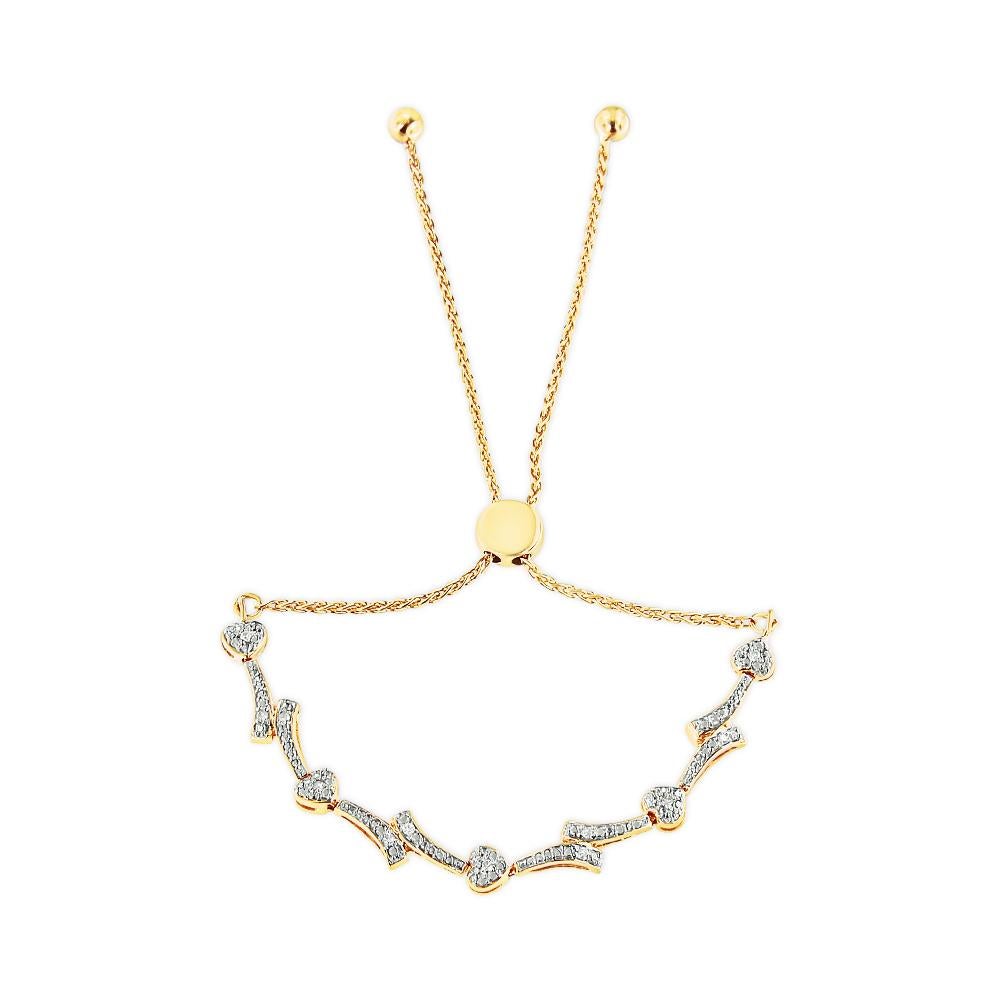 Quando si parla di gioielli, la tendenza dell'oro giallo non è certo destinata a scomparire presto, e questo pezzo delicato è un'ottima scelta da aggiungere al tuo guardaroba. Il bracciale in A. Silver placcato oro giallo 14K presenta 13 diamanti