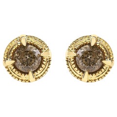 Pendientes de plata de ley chapados en oro amarillo de 14 quilates con diamante solitario de 1/2 qtw