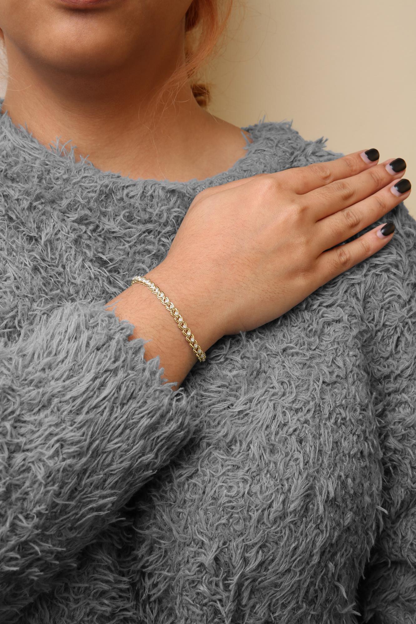 Bracelet à maillons en forme de C en or jaune 14 carats plaqué argent sterling avec diamants 1,0 carat au total Neuf - En vente à New York, NY