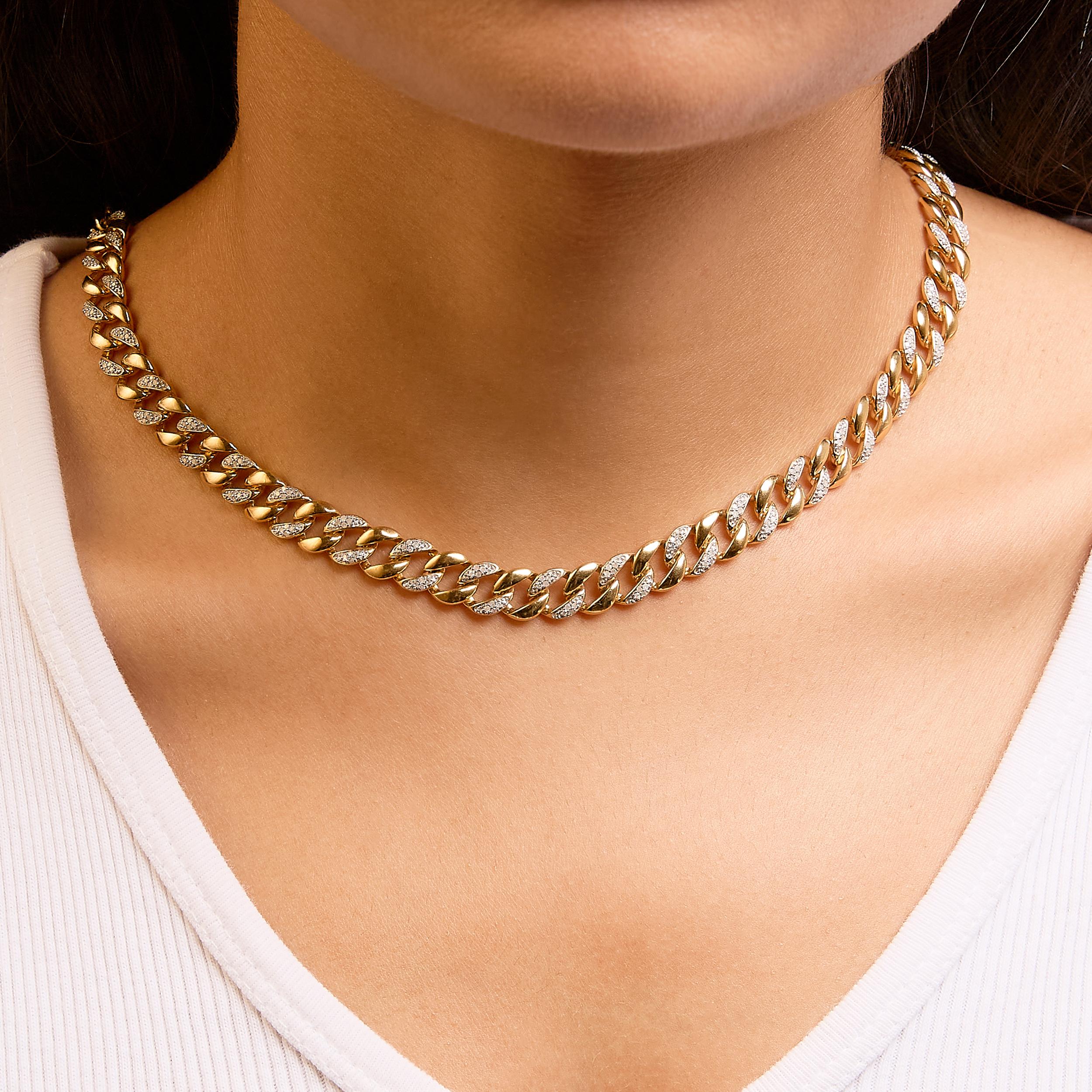 Collana con collare di diamanti tondi da 1,0 cttw in argento 925 placcato oro giallo 14K In condizioni Nuovo a New York, NY