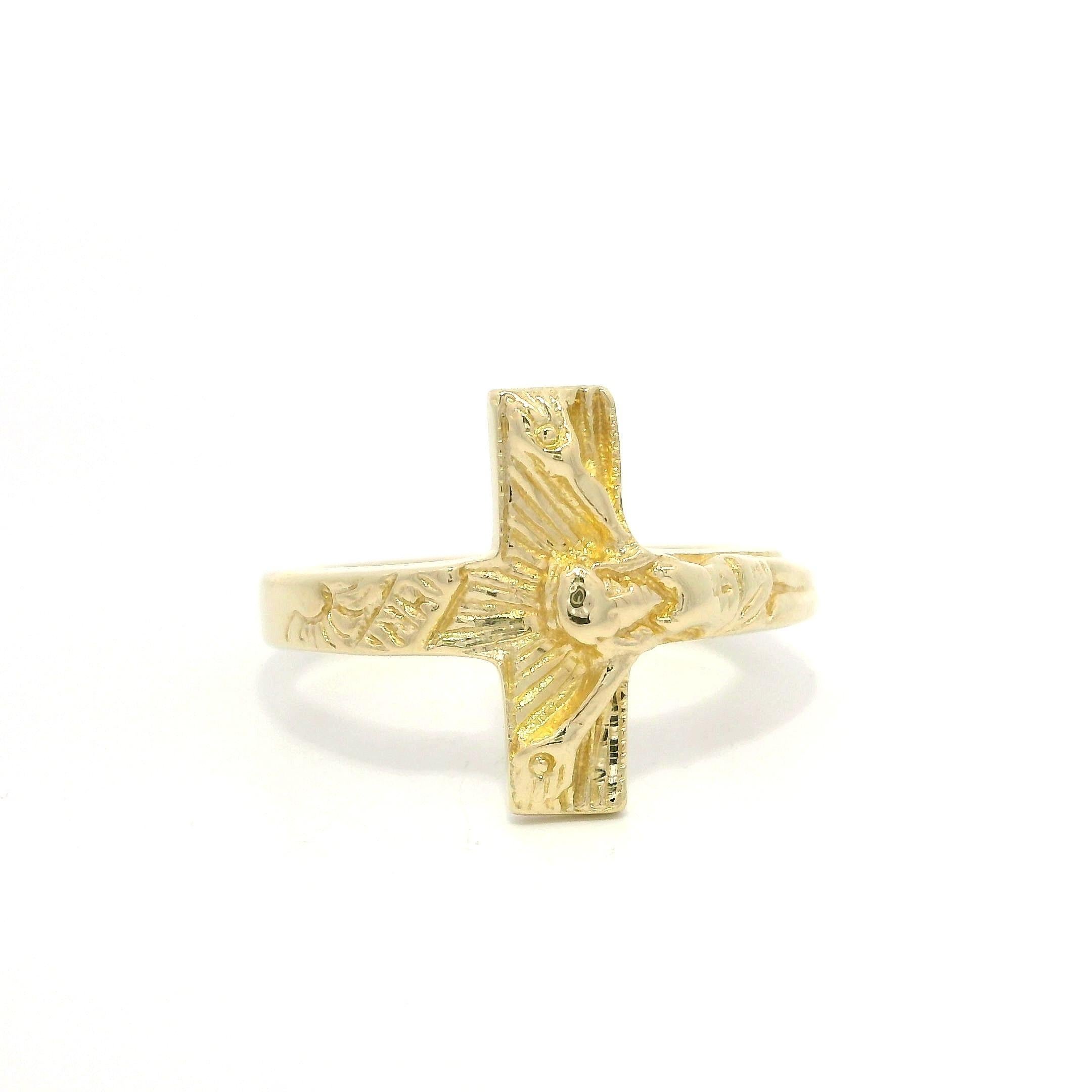 Anello a fascia con croce del crocifisso in oro giallo 14k lucidato, misura 5,5 In condizioni ottime in vendita a Montclair, NJ