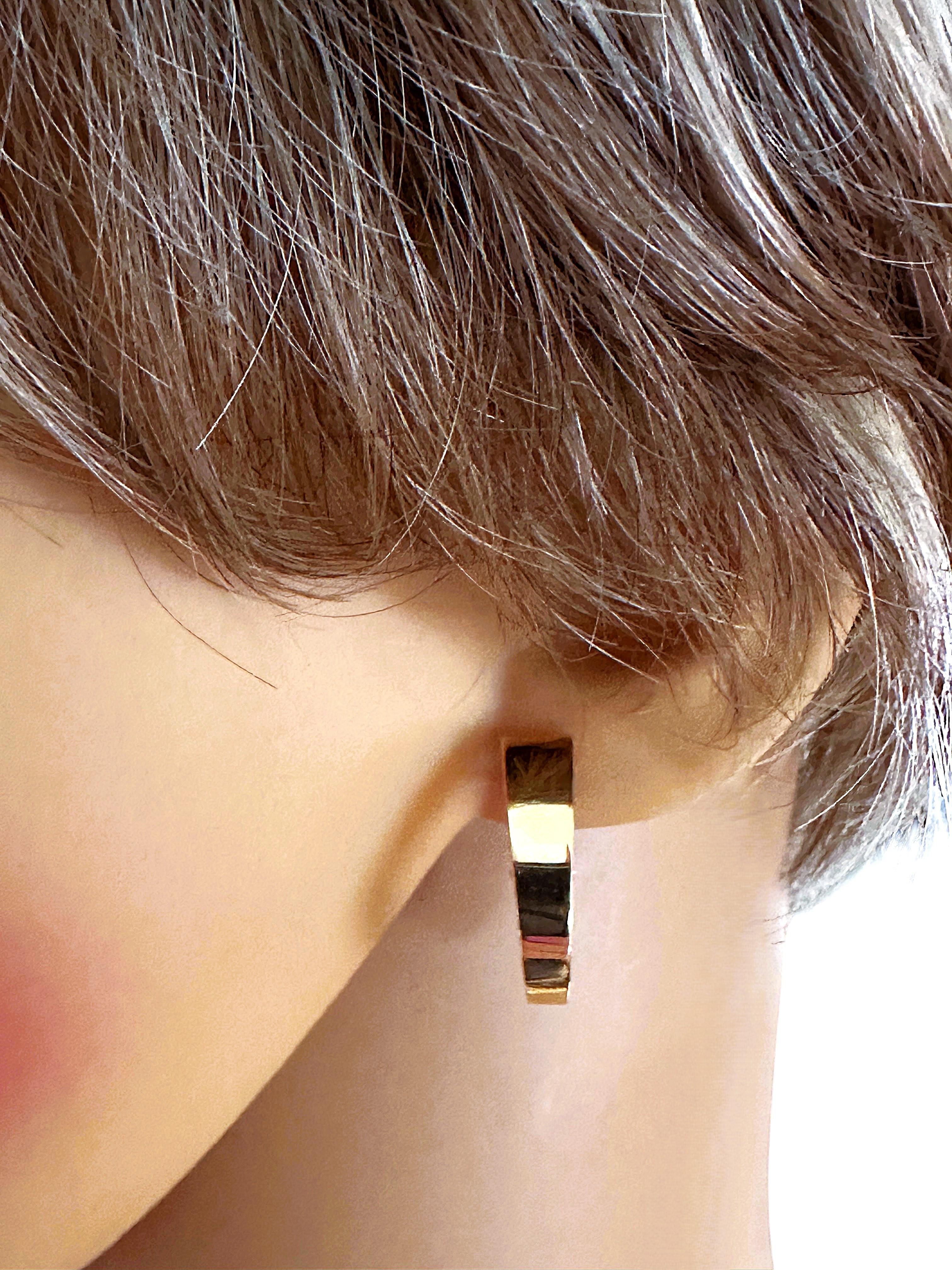 14k Yellow Gold Polished J Hoop French Clip Earrings - Hallmarked by Designer WD For Sale 2