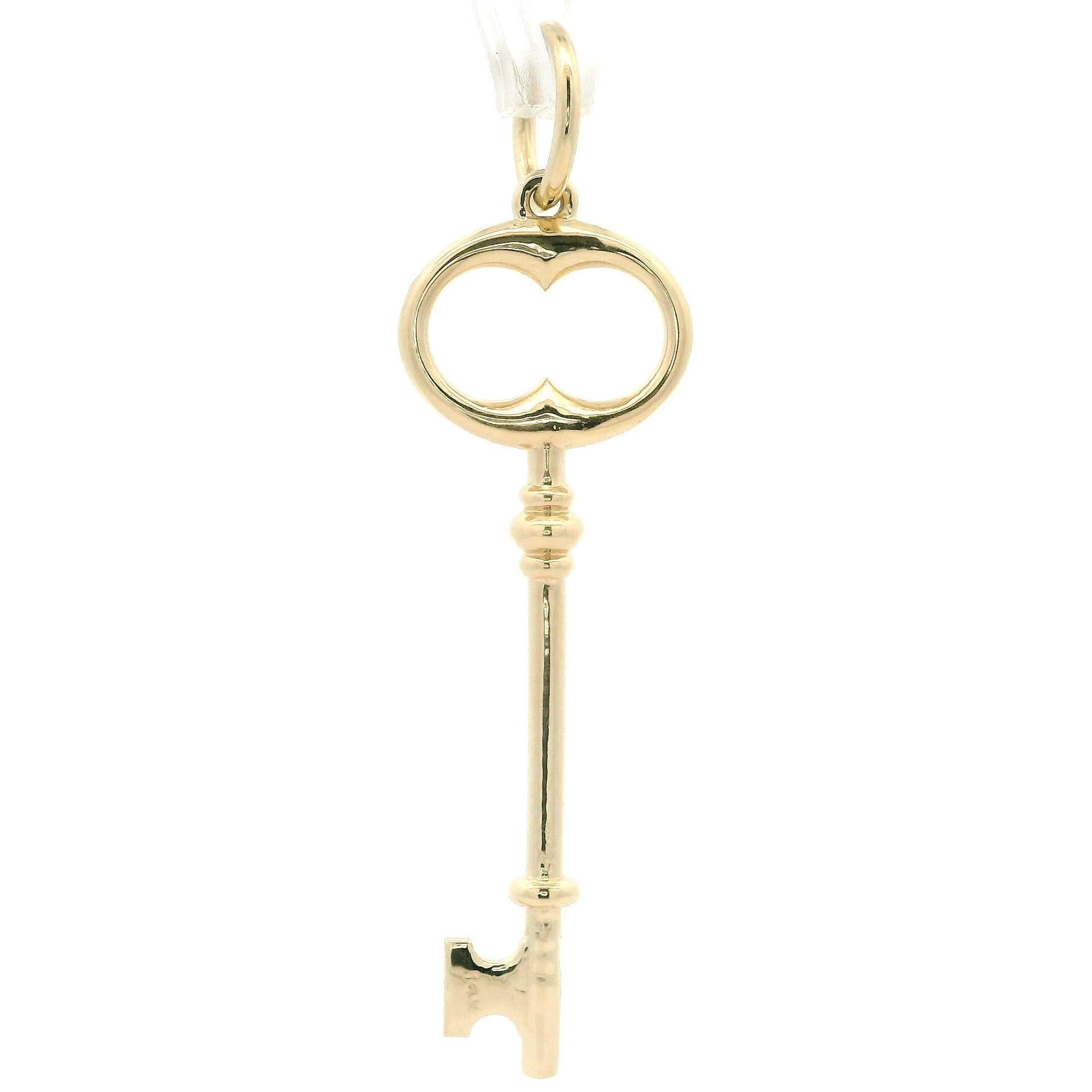 14k Gelbgold poliert Skelett großen Schlüssel Charm-Anhänger im Zustand „Hervorragend“ im Angebot in Montclair, NJ