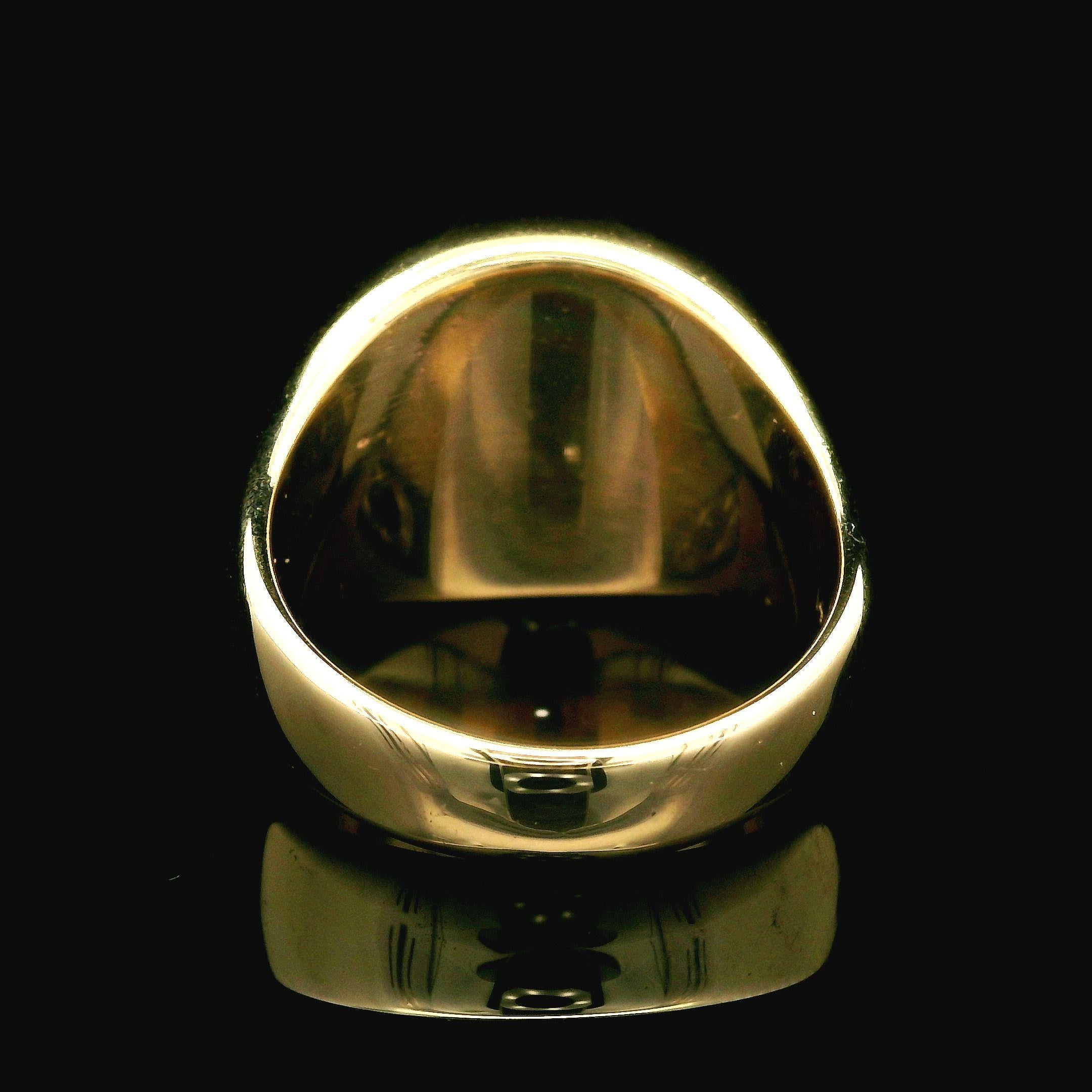 Bague de signalisation lourde en or jaune 14 carats polie avec finition brossée sur le dessus en vente 4